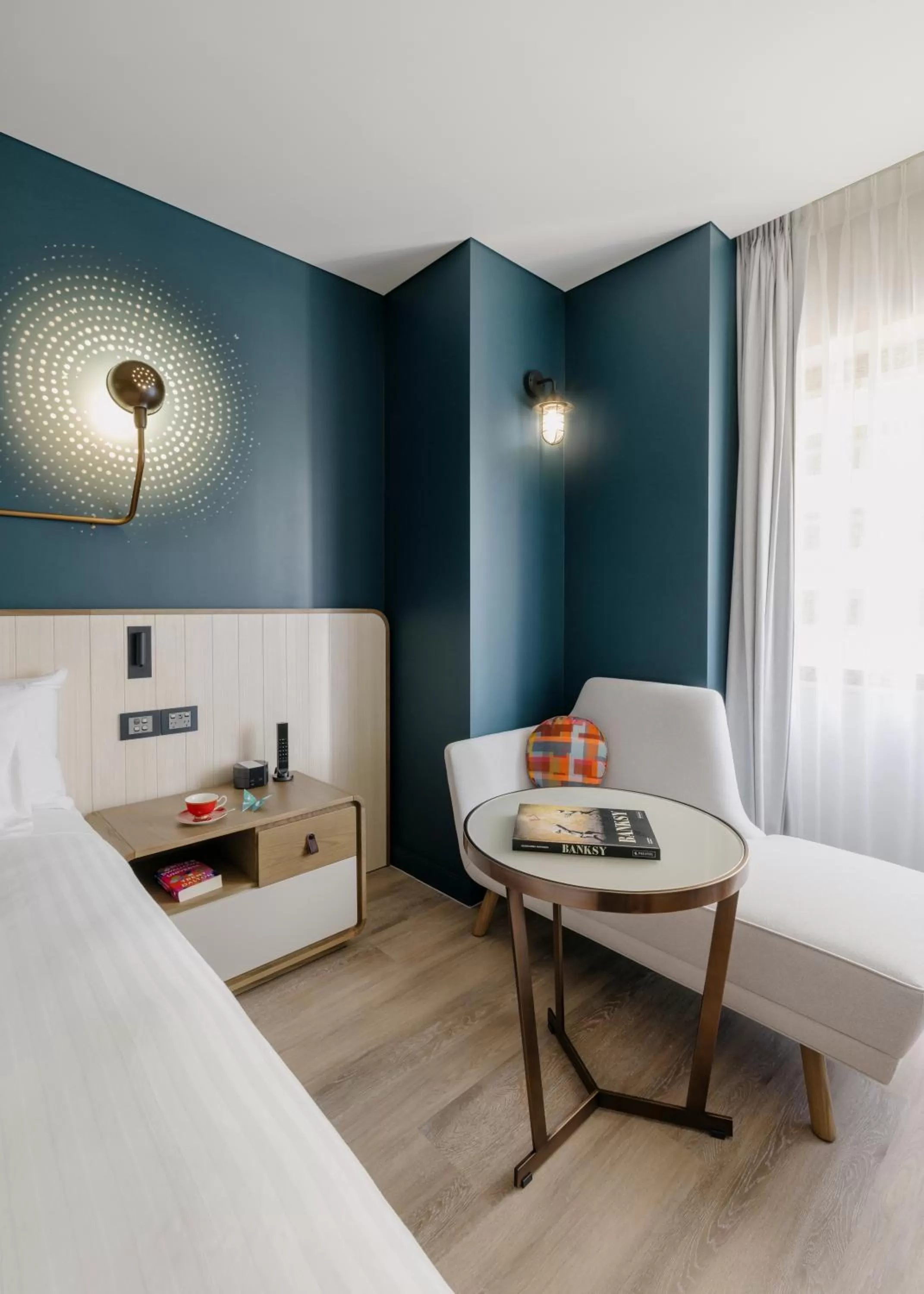 Seating area, Bed in Hotel Indigo Brisbane City Centre by IHG