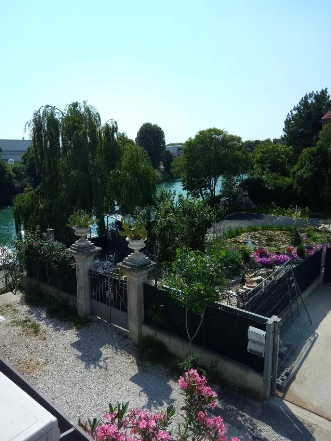 Garden view in Villa Fiorita
