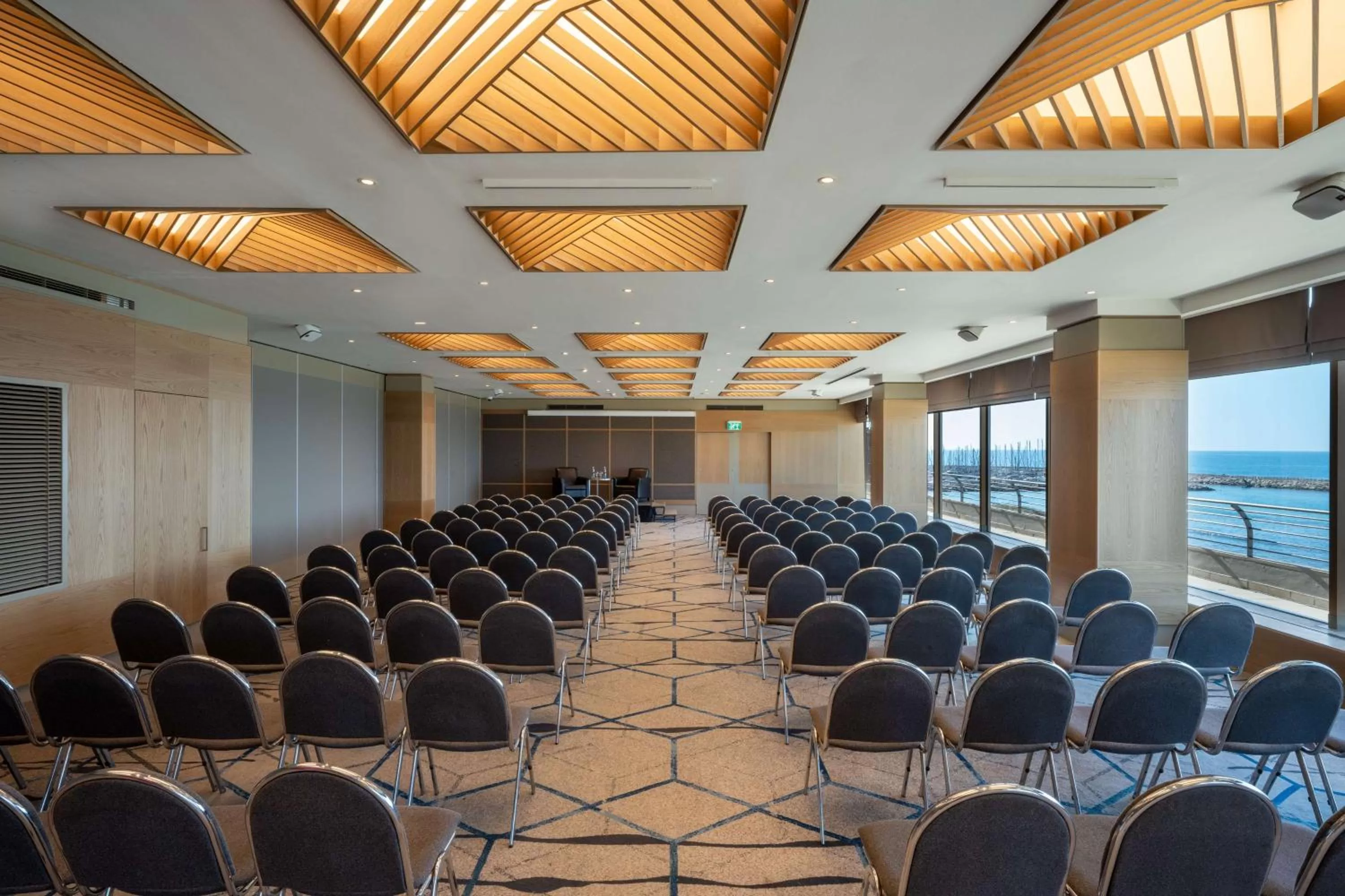 Meeting/conference room in Hilton Tel Aviv Hotel