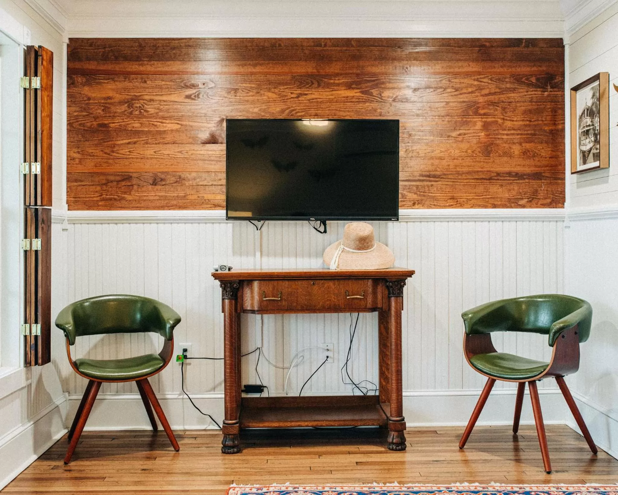 TV and multimedia in The Gibson Inn