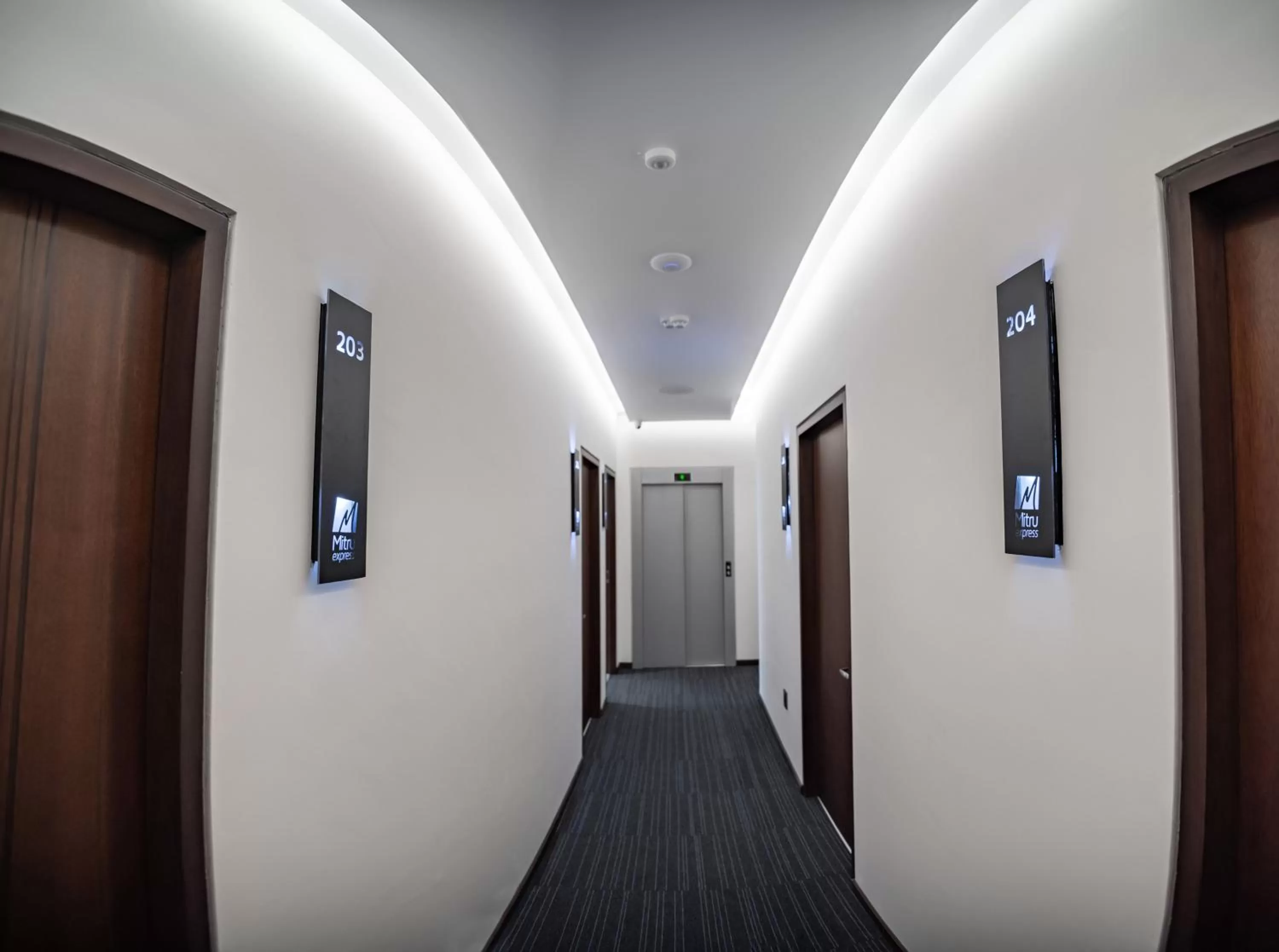 Area and facilities in Mitru Express Hotel