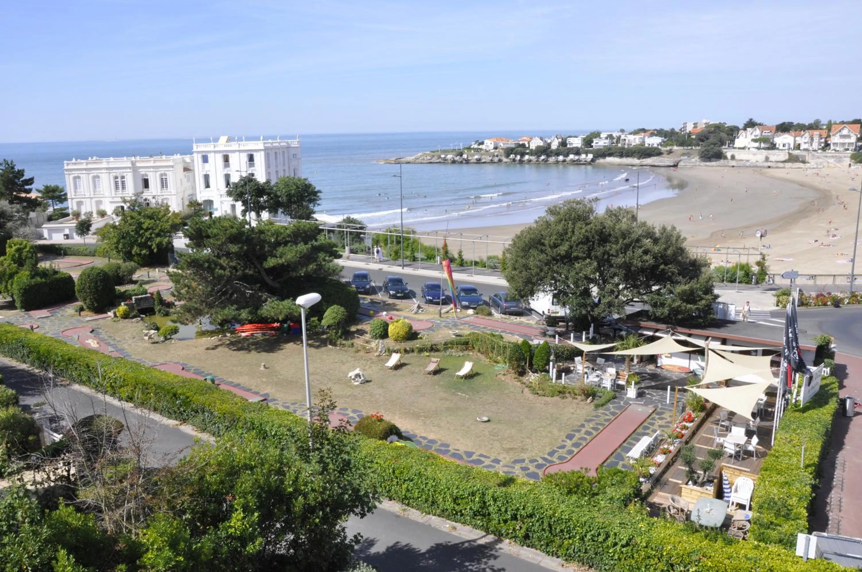 Large Double Room (2 Adults + 2 Children) in Hotel Belle Vue Royan