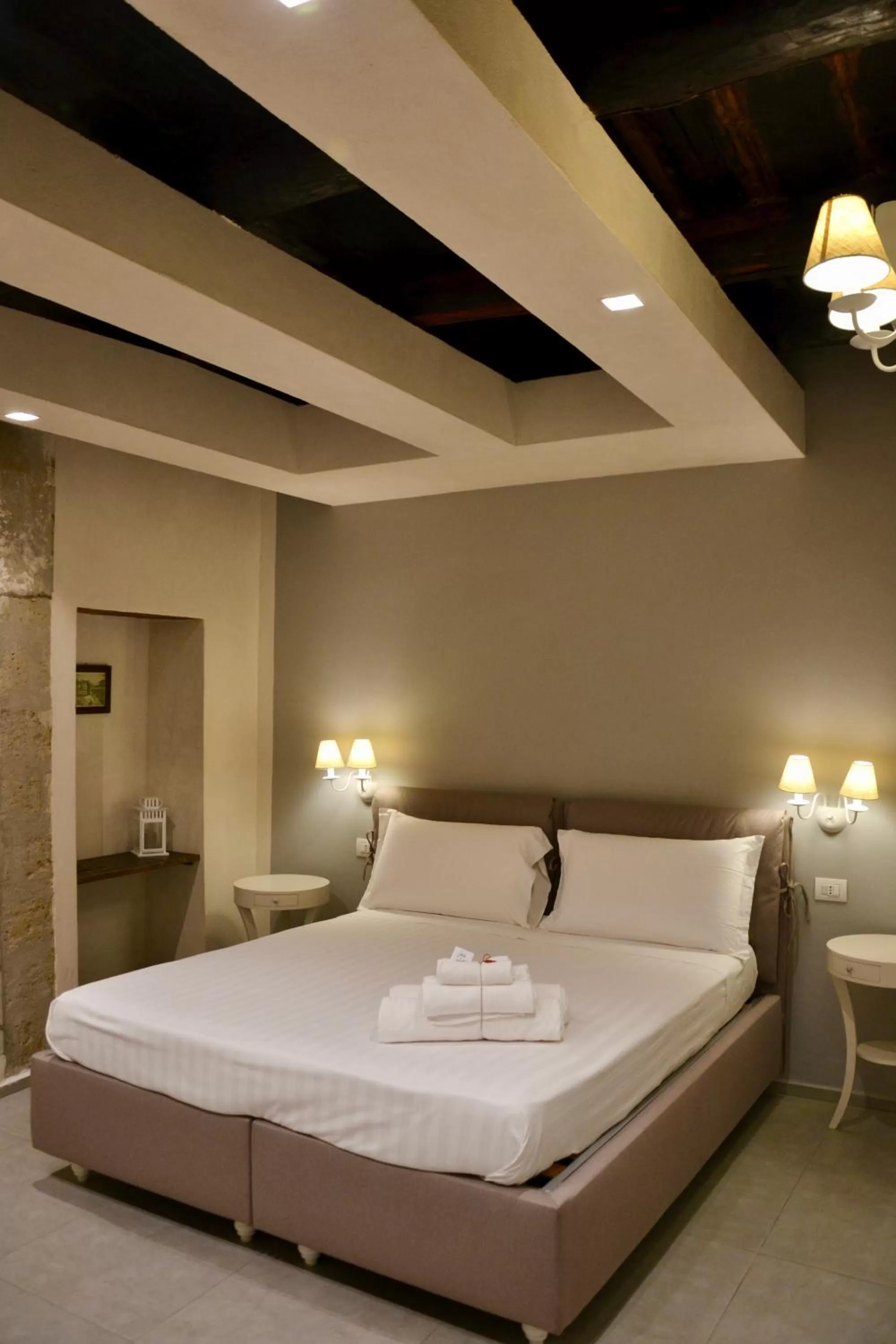 Bedroom, Bed in Vicoli di Napoli B&B