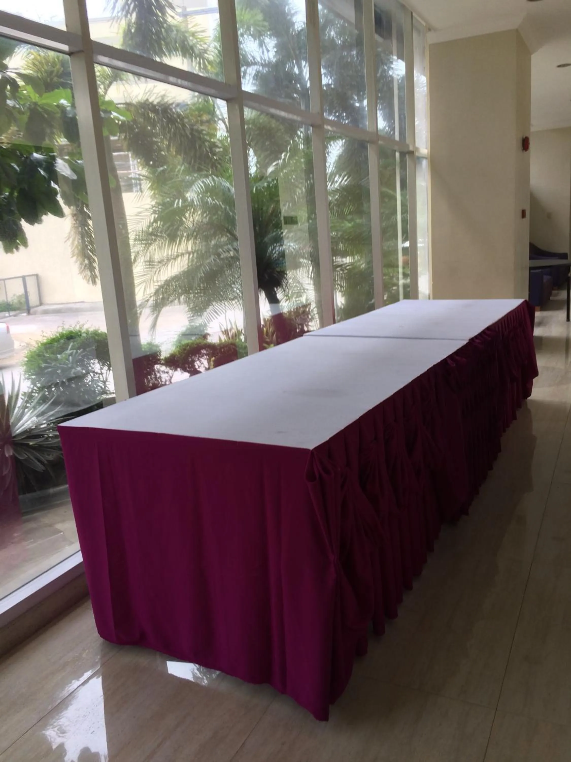 Banquet/Function facilities, Bed in El Cielito Inn - Sta. Rosa