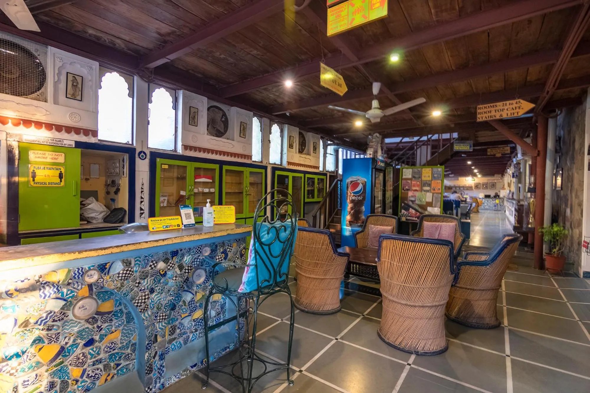 Lobby or reception in Jaipur Inn