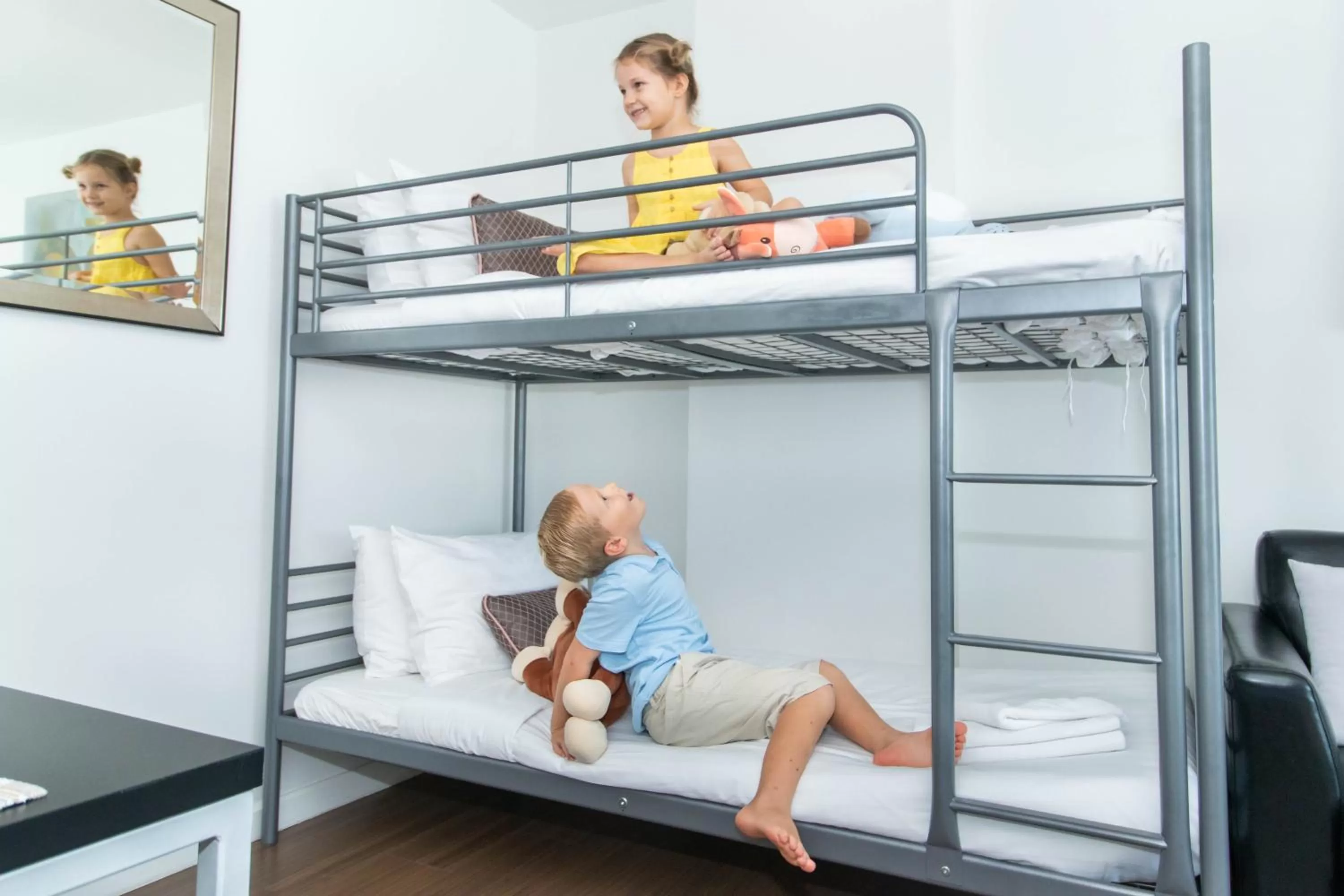 bunk bed in First Choice Suites SHA Plus Extra
