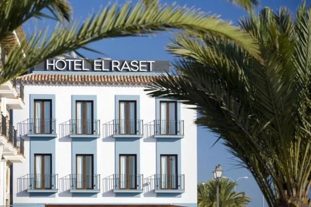Facade/entrance in Hotel El Raset