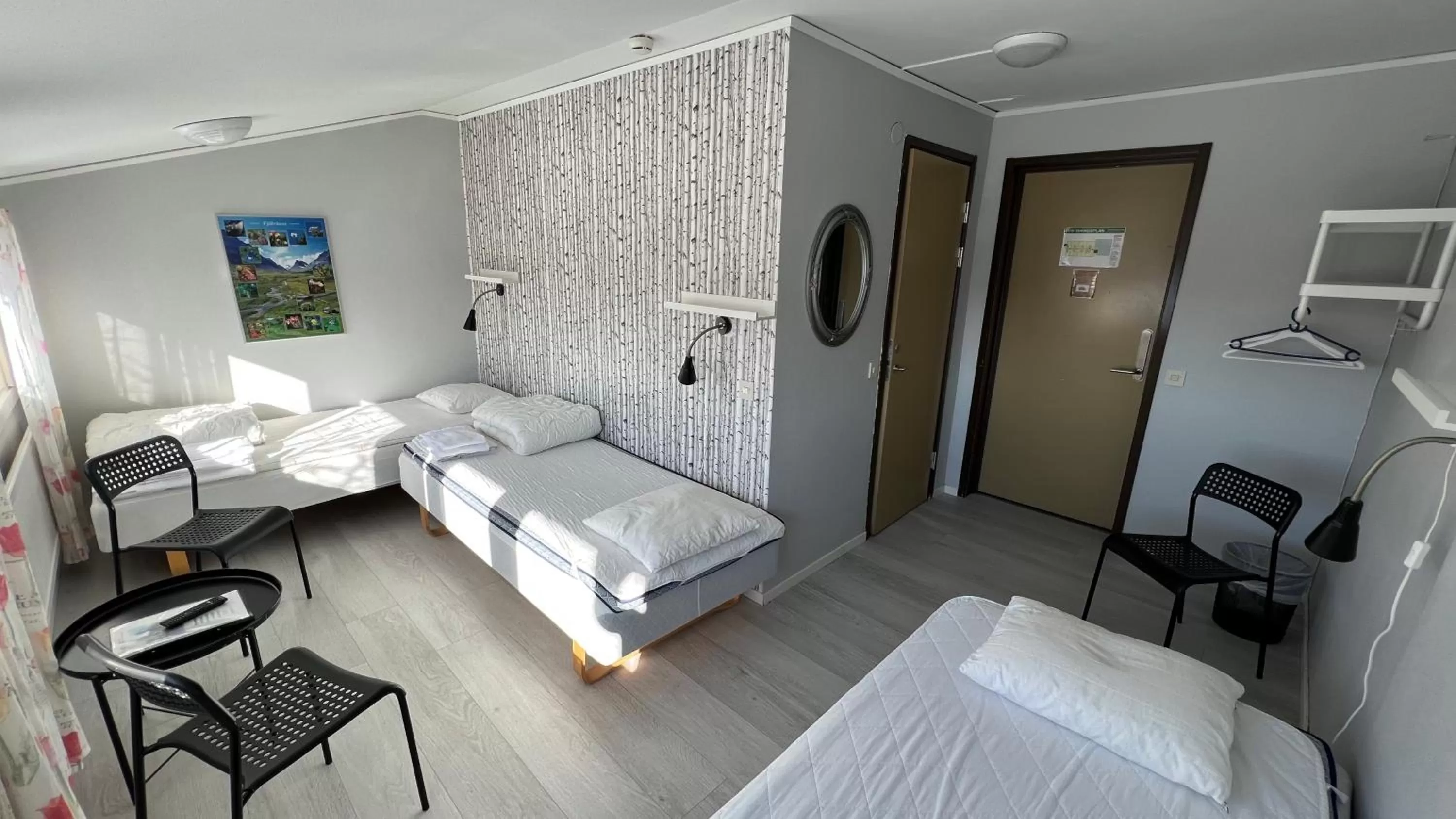 Photo of the whole room, Bed in STF Malmfältens Folkhögskola