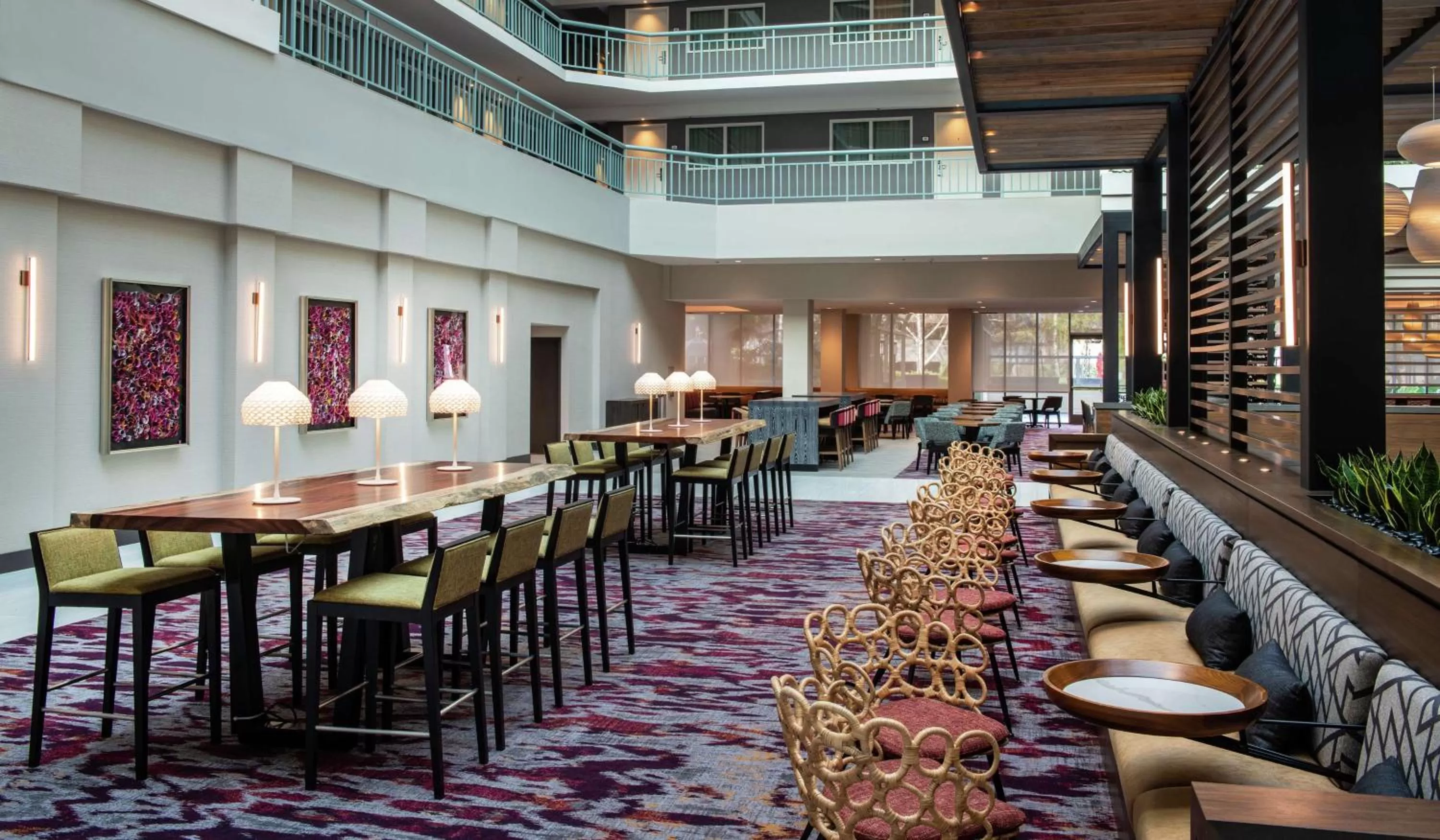 Lobby or reception in Embassy Suites by Hilton Walnut Creek