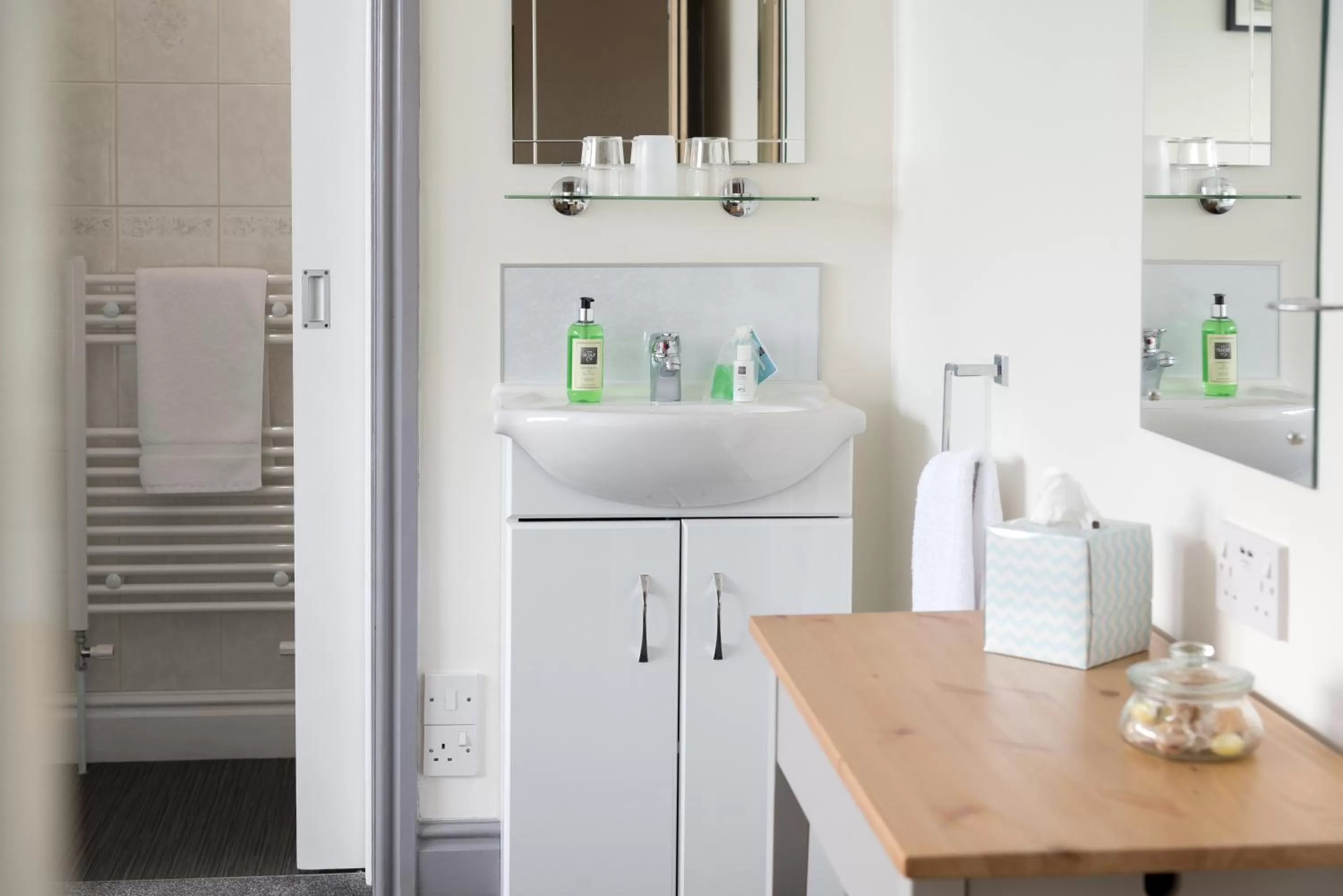Decorative detail, Bathroom in Skiddaw Croft Bed & Breakfast