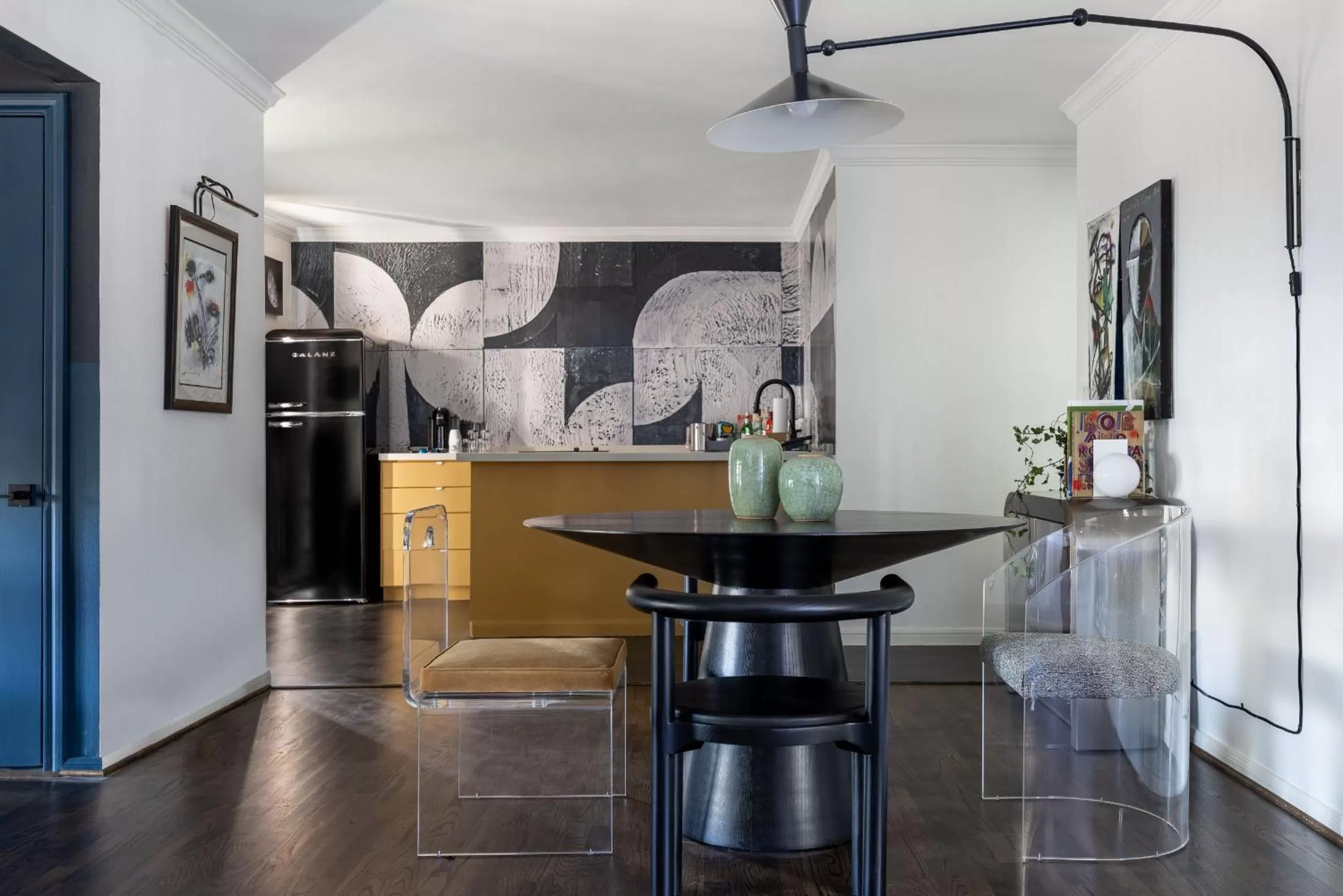 Kitchen or kitchenette in La Colombe d'Or Hotel