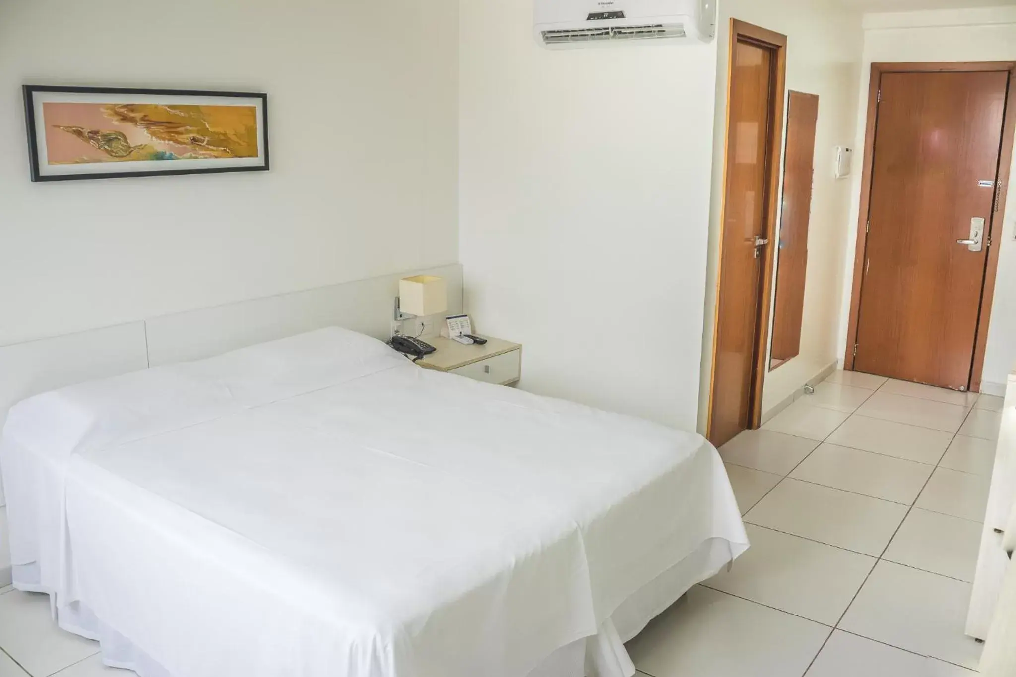 Deluxe Double or Twin Room with Balcony - single occupancy in Imperial Hotel Deluxe Double or Twin Room with Balcony - single occupancy in Imperial Hotel