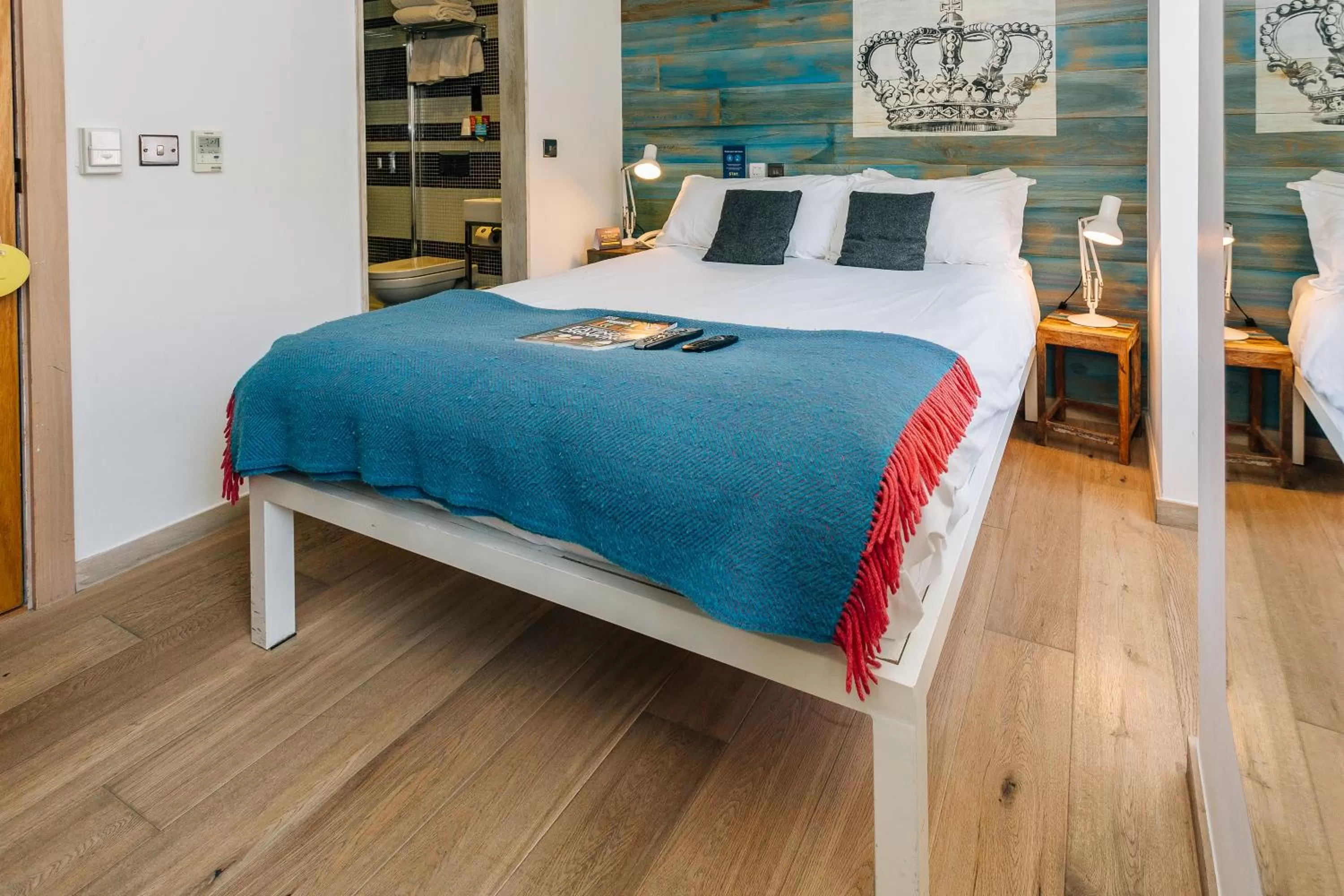 Bedroom, Bed in Stay Central Hotel