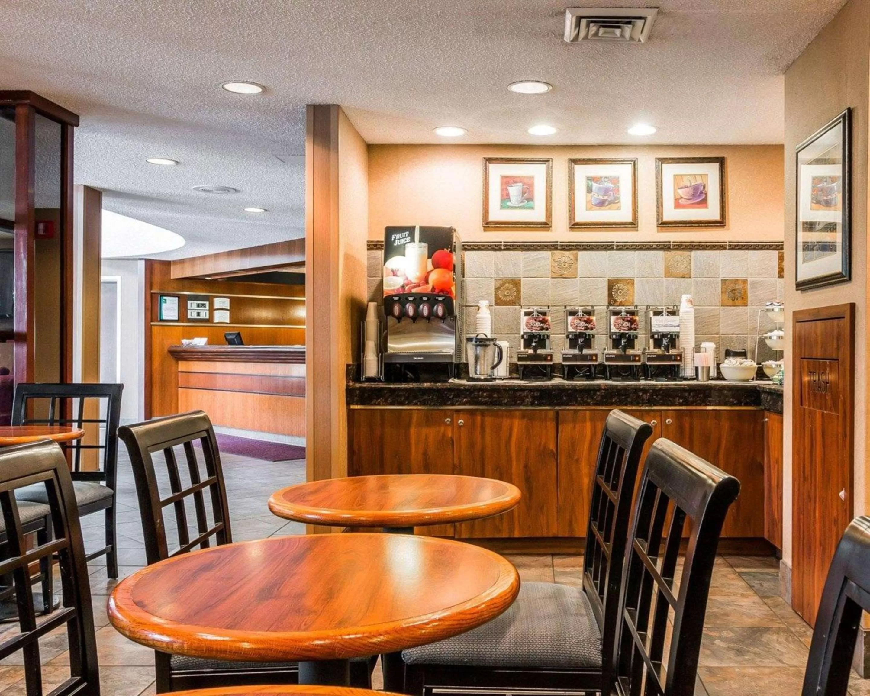 Restaurant/places to eat in Quality Inn Auburn Hills - Detroit North