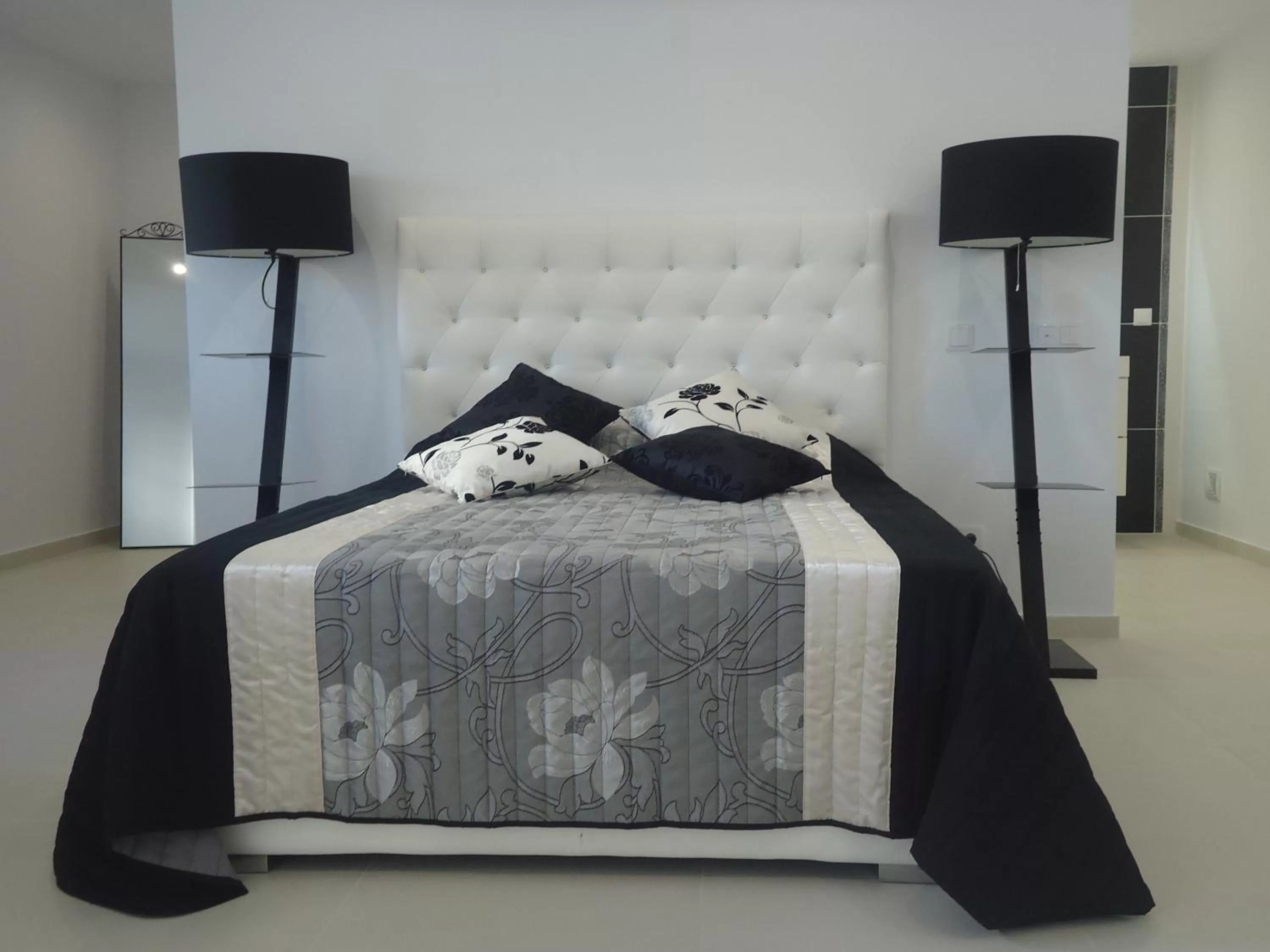 Bed in VIVENDA L'OLIVIER