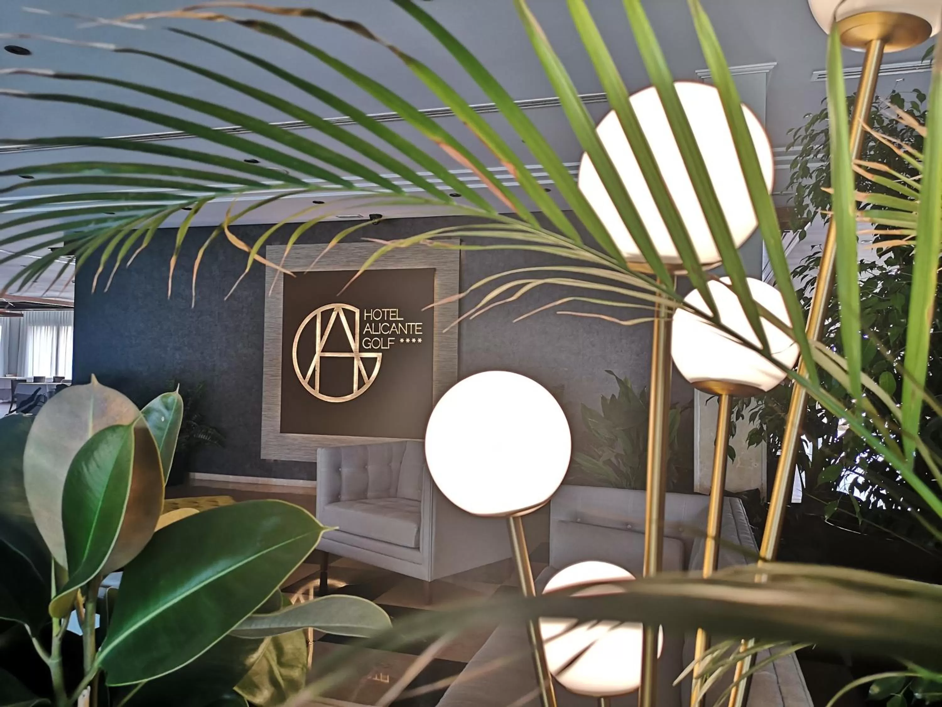 Lobby or reception in Hotel Alicante Golf