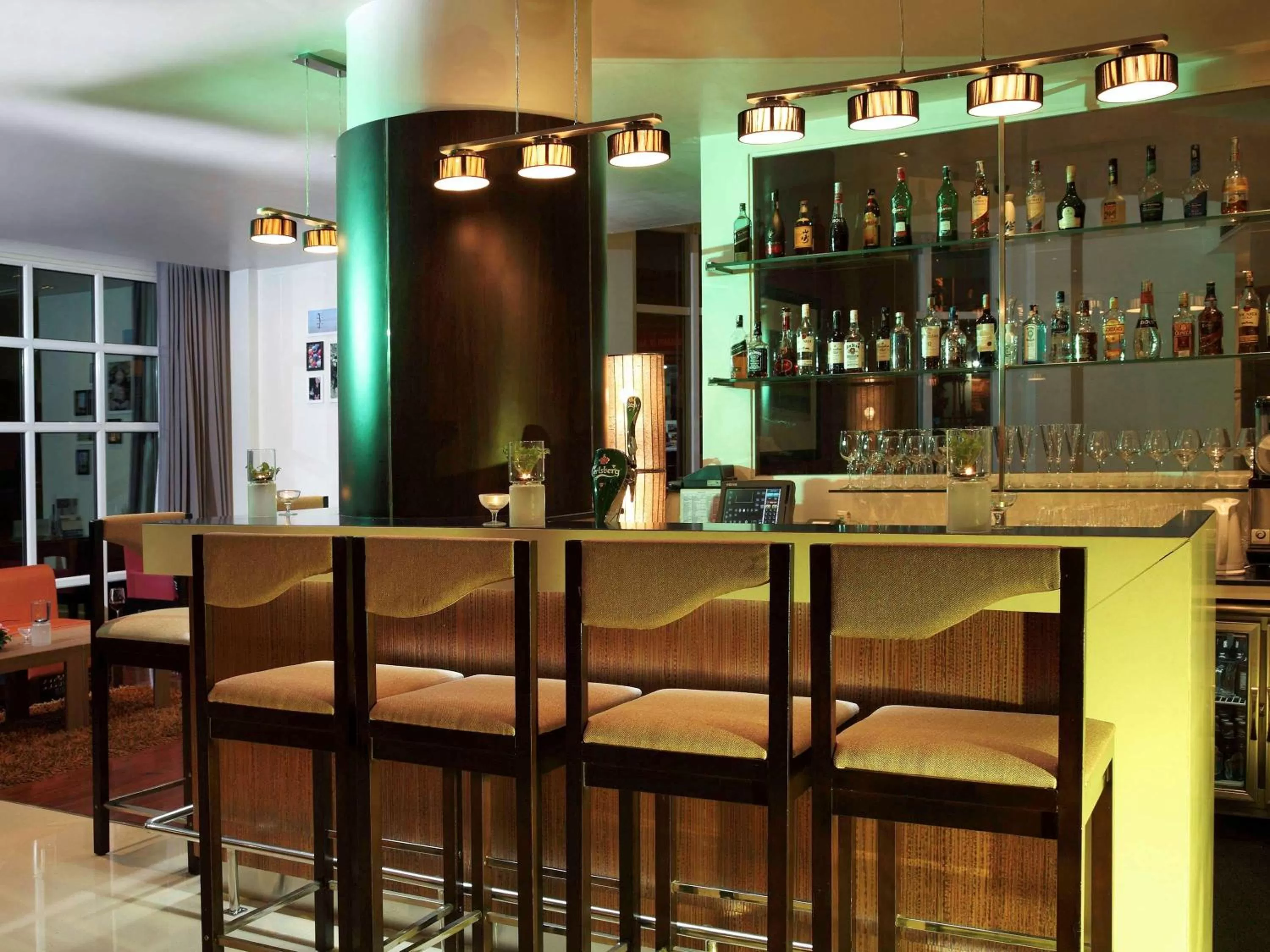 Lounge or bar in Mercure Hanoi La Gare Hotel
