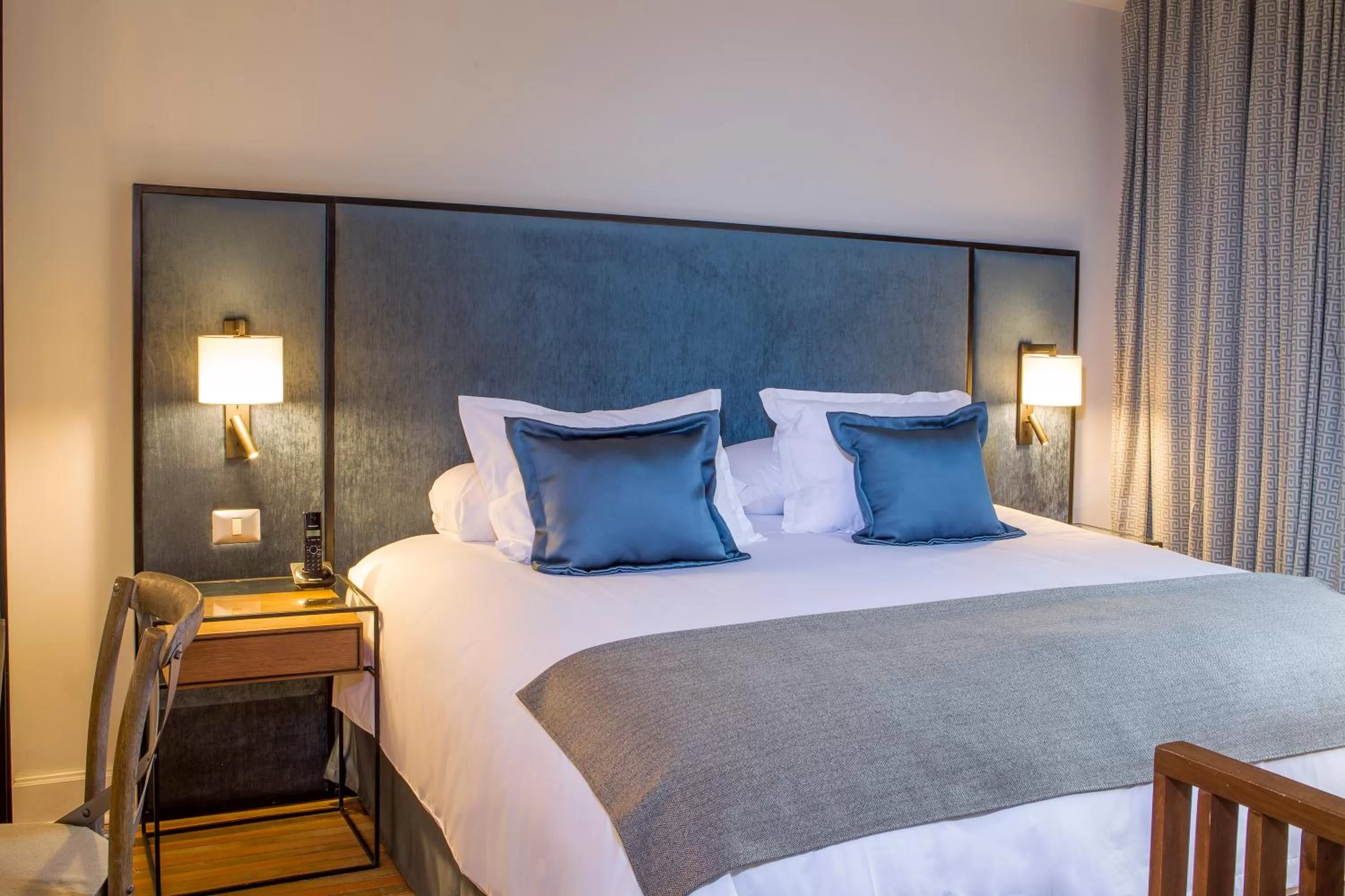 Bedroom, Bed in Hotel Luciano K