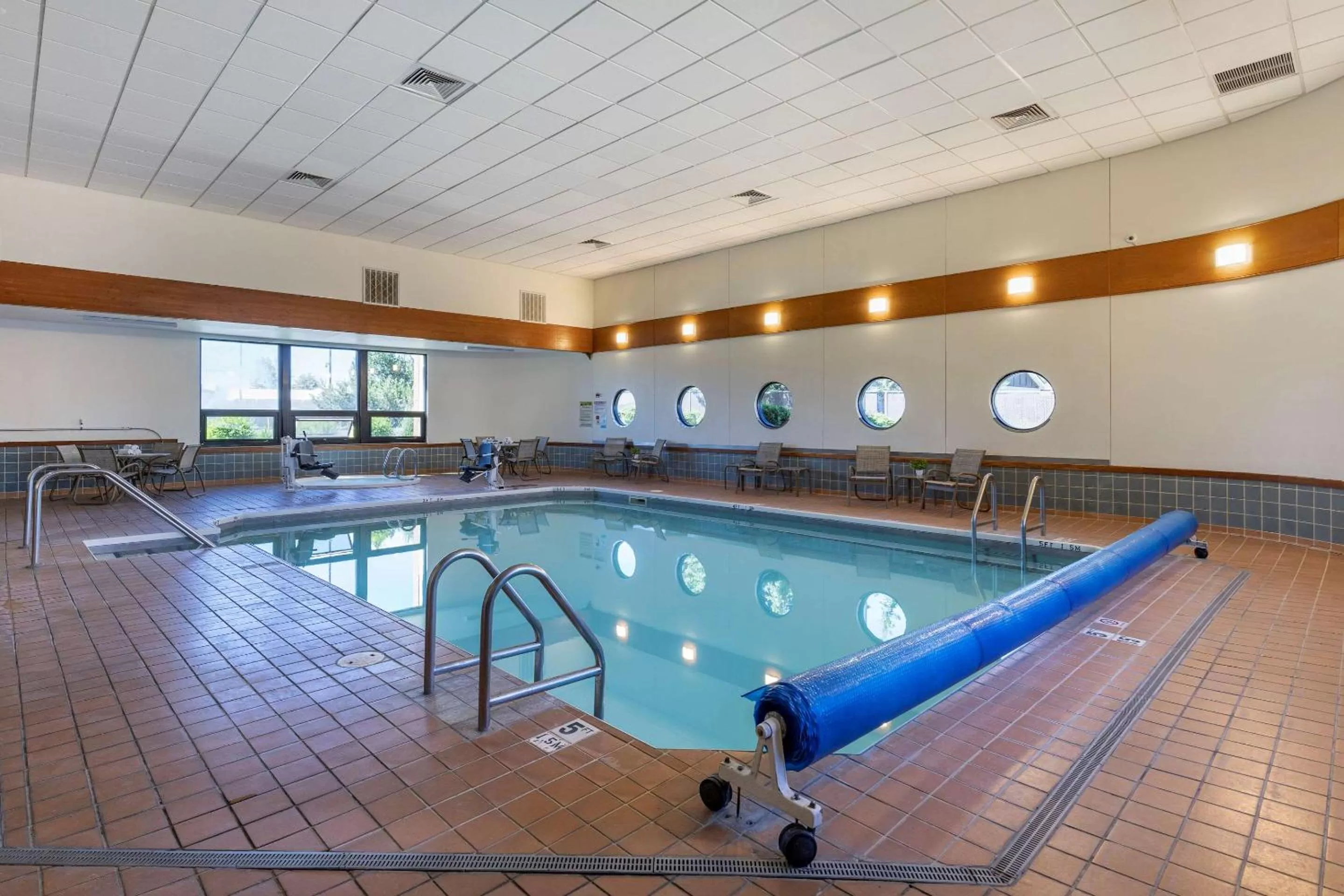 Swimming pool in Comfort Inn Butte City Center I-15 - I-90