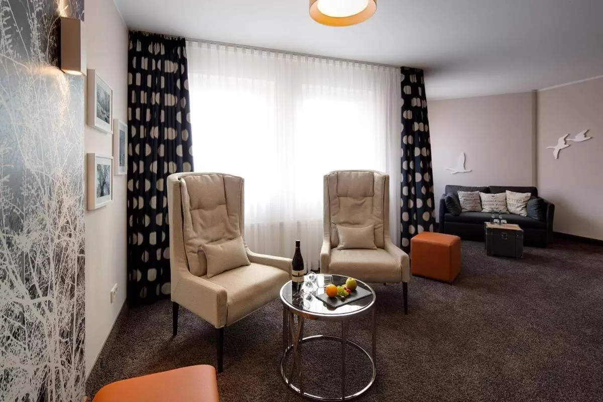 Seating area in Hotel Am Markt Nordenham