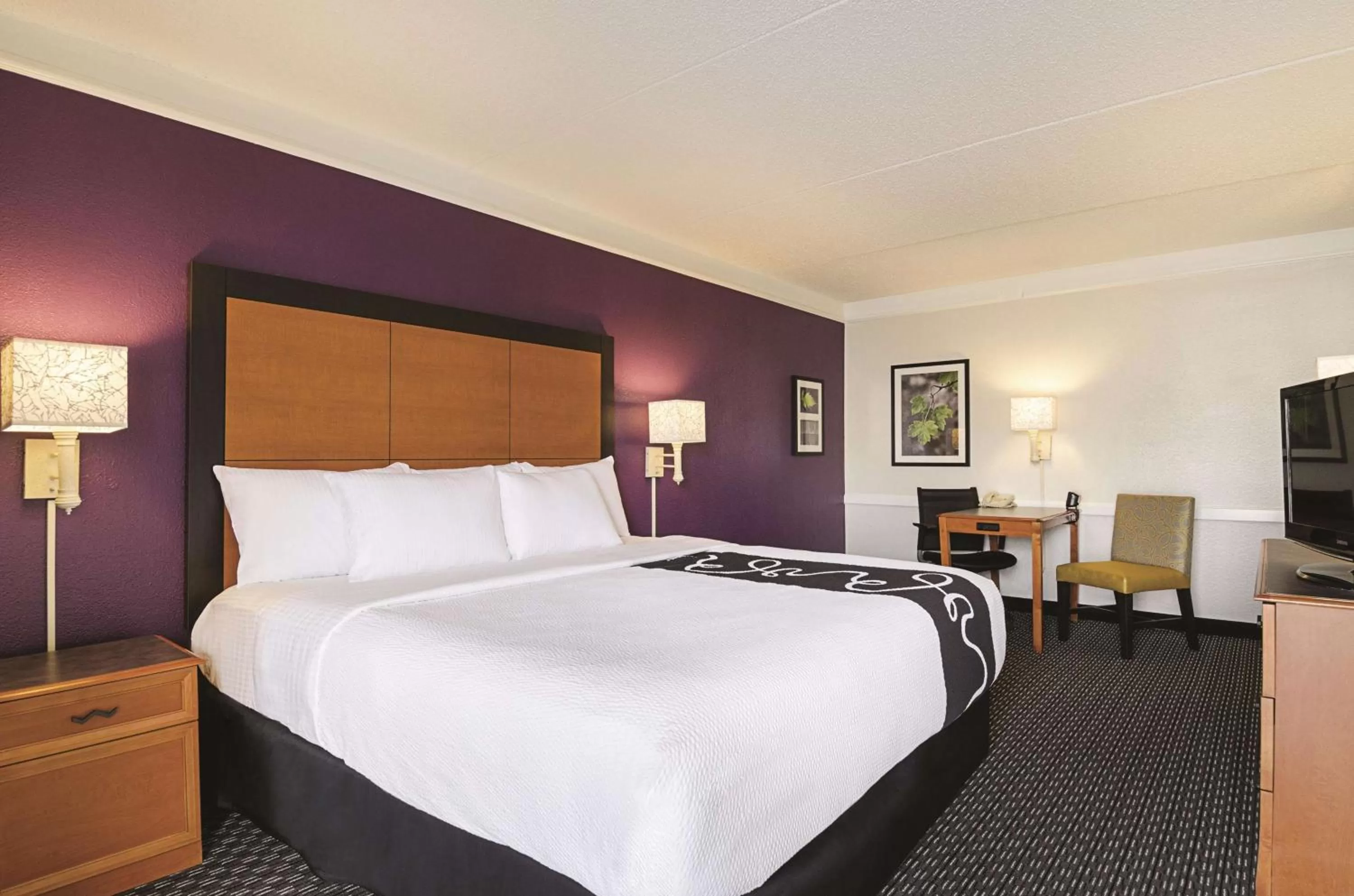 Photo of the whole room in La Quinta Inn by Wyndham Odessa