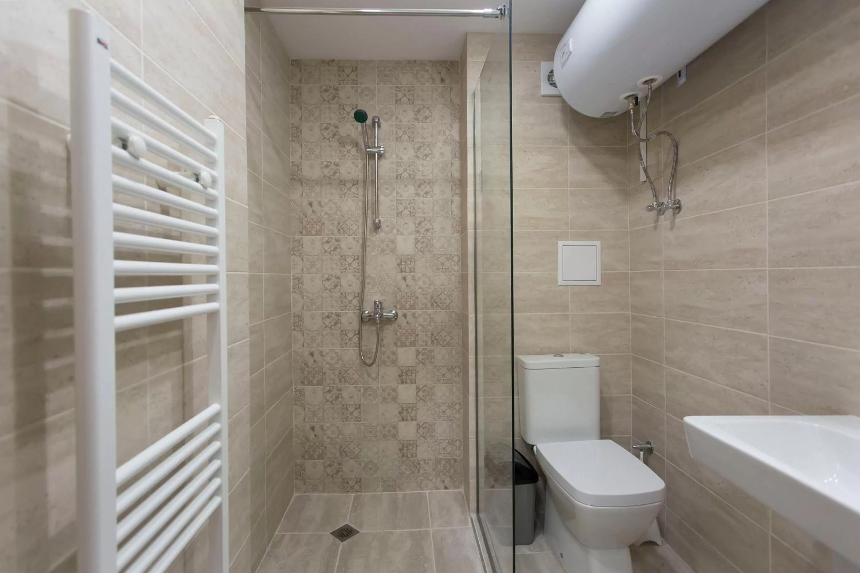 Bathroom in Modern and Bright Apartments near Center - FREE PARKING