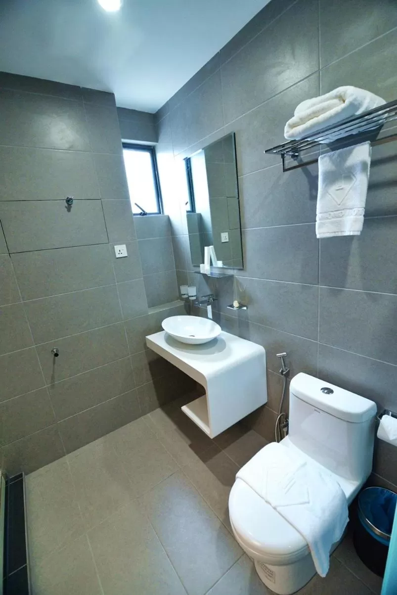 Bathroom in Diamond Inn