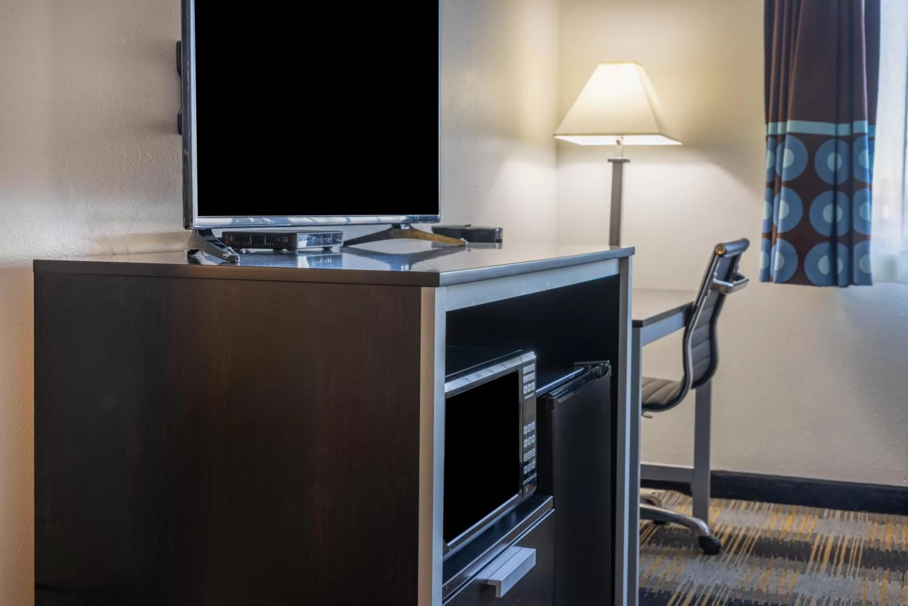 TV and multimedia in Super 8 by Wyndham Villa Rica