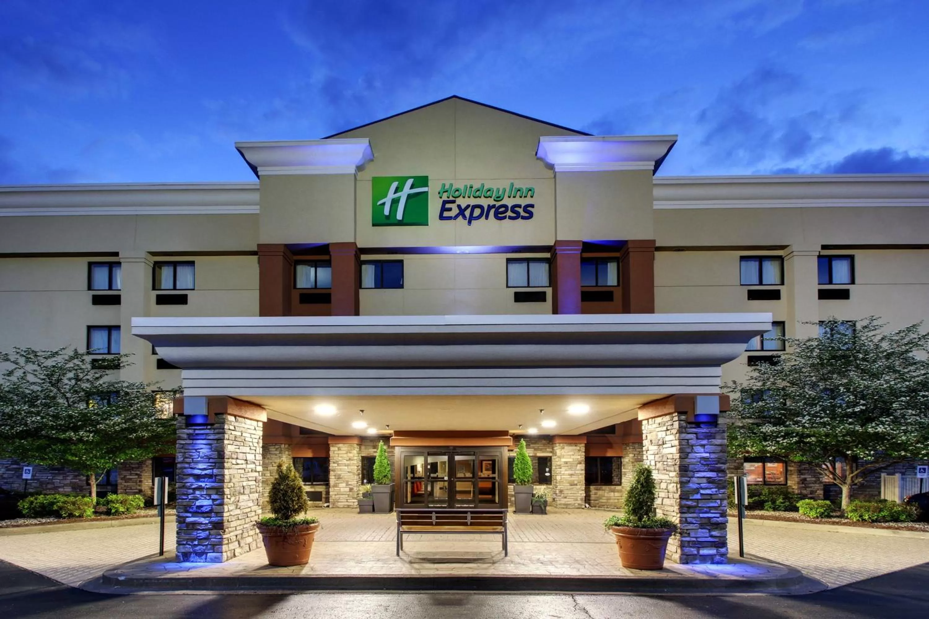 Property building in Holiday Inn Express Hotel Fort Campbell-Oak Grove by IHG