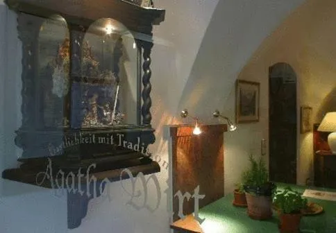 Restaurant/places to eat in Landhotel Agathawirt