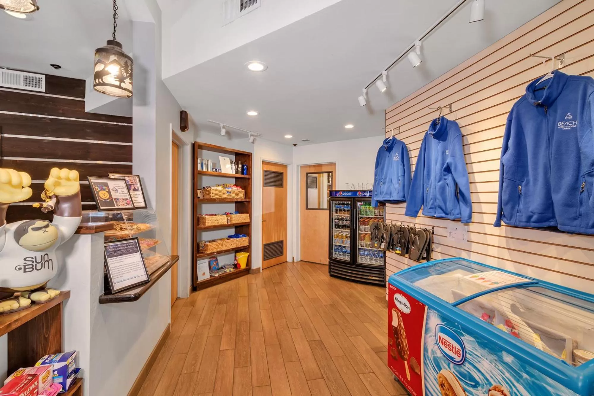 On-site shops in Beach Retreat & Lodge at Tahoe