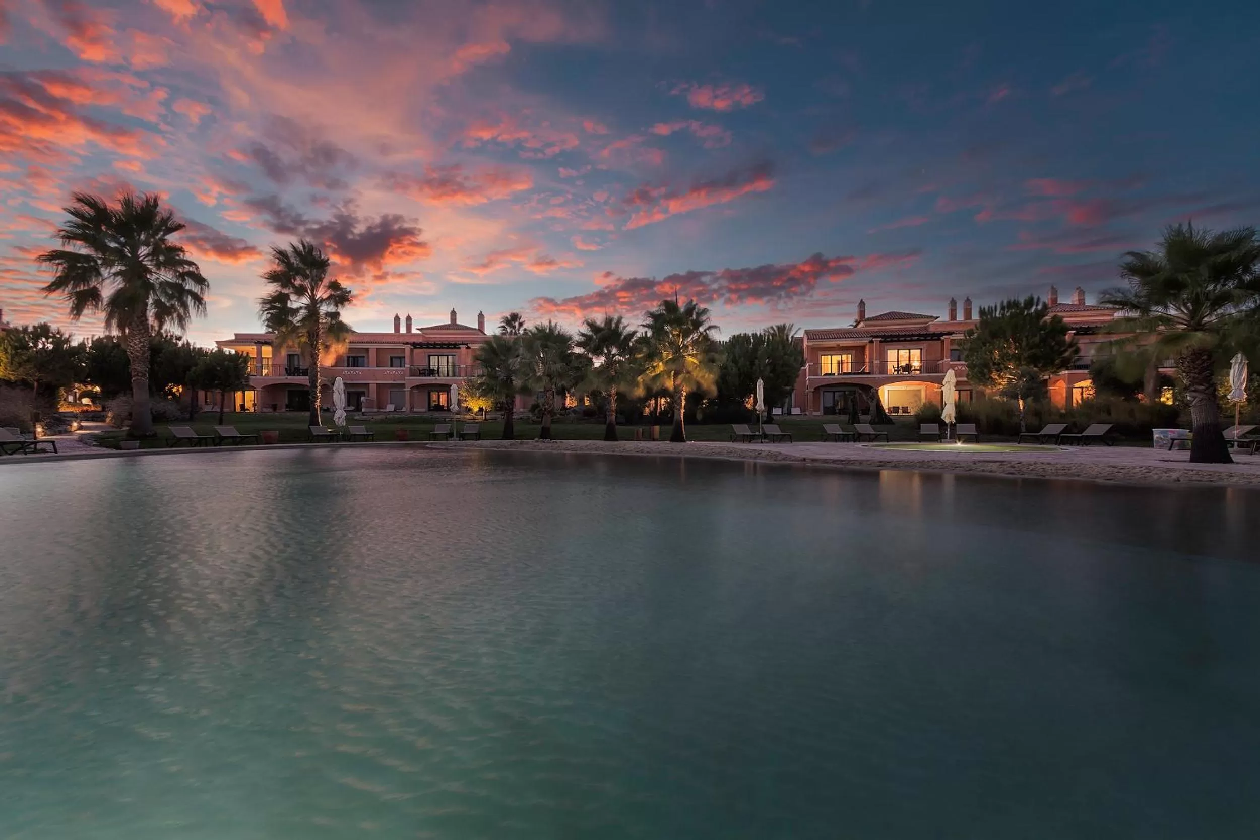 Swimming pool in Cascade Wellness Resort