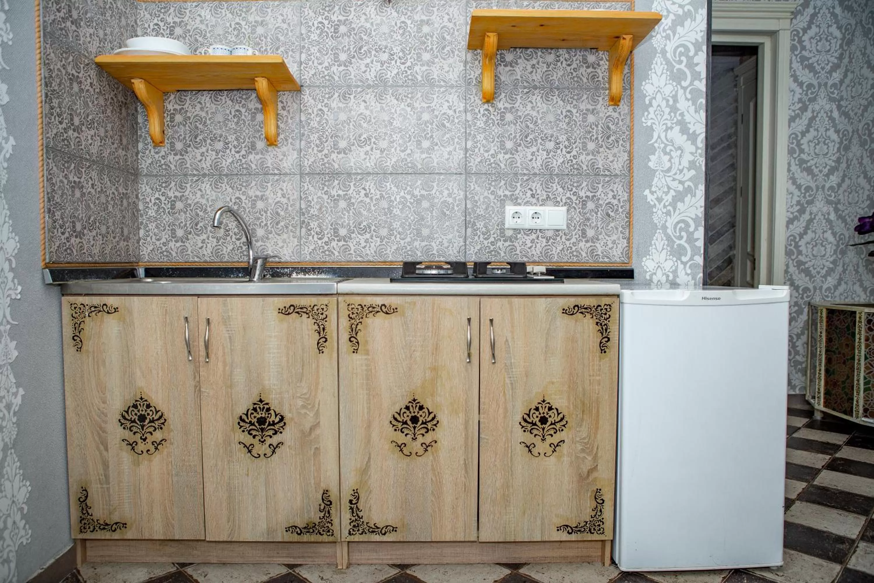 Kitchen or kitchenette in Old Tbilisi Apart-Hotel