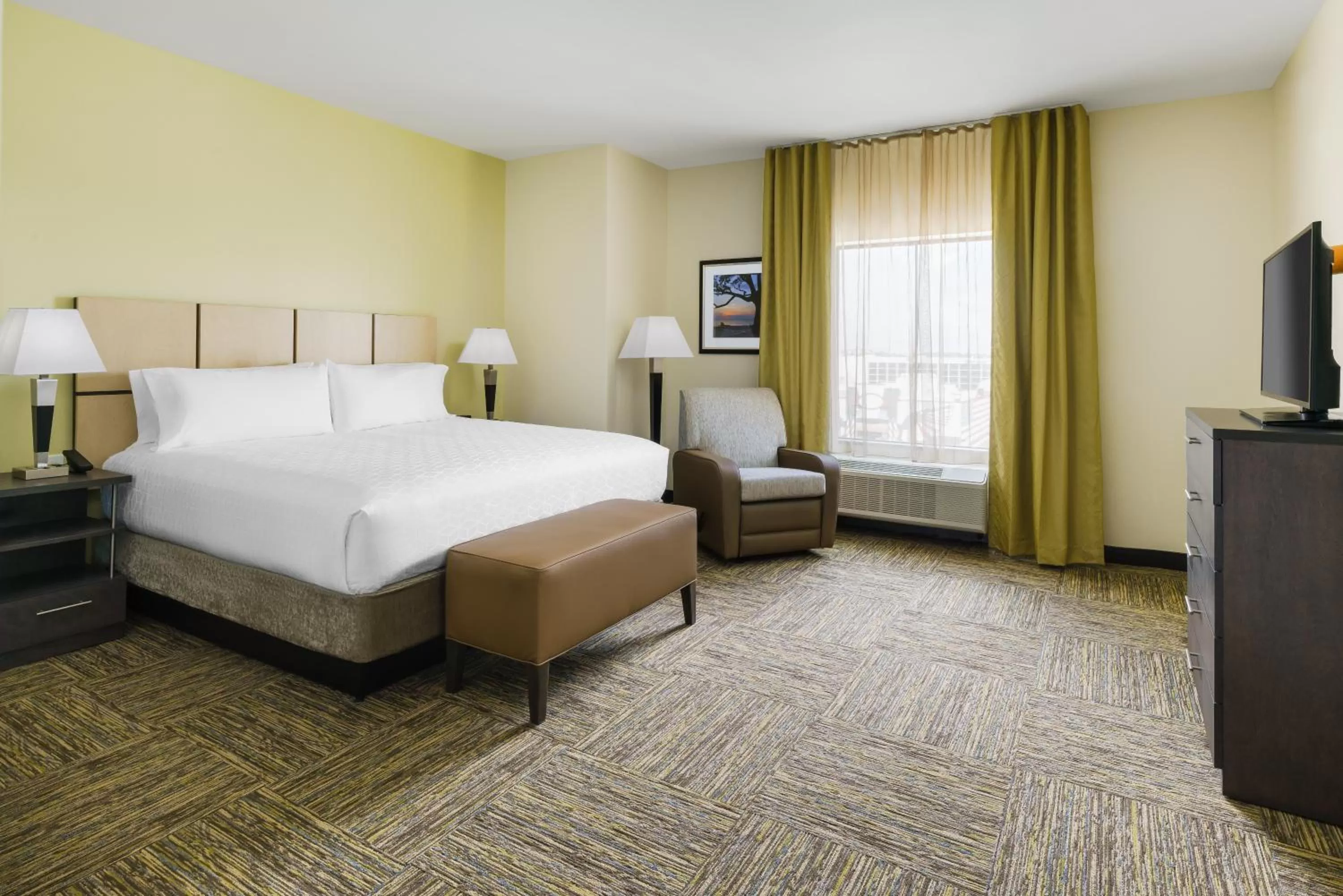 Bed in Candlewood Suites - Orlando - Lake Buena Vista by IHG