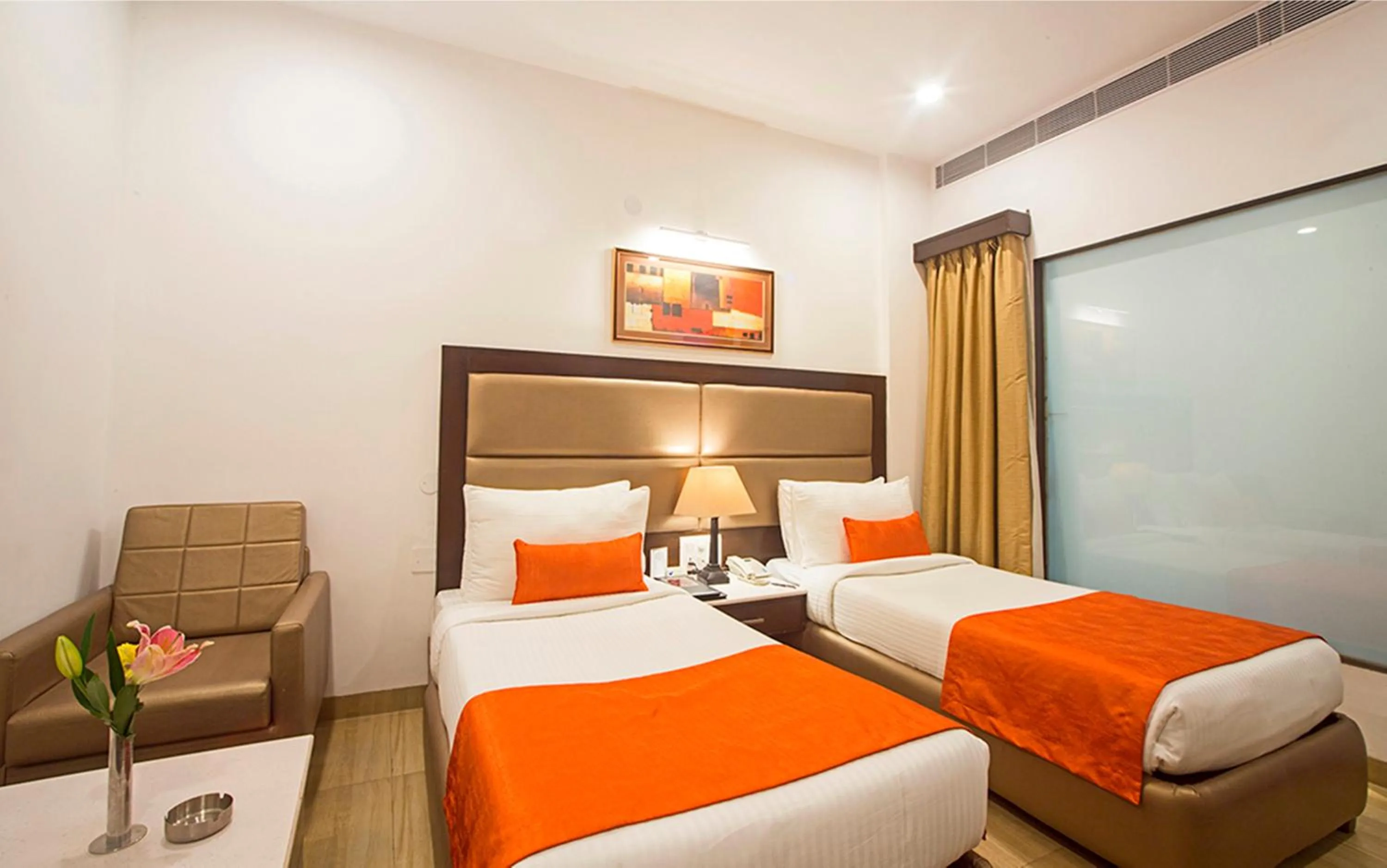 Bedroom, Bed in Hotel Shanti Palace Mahipalpur