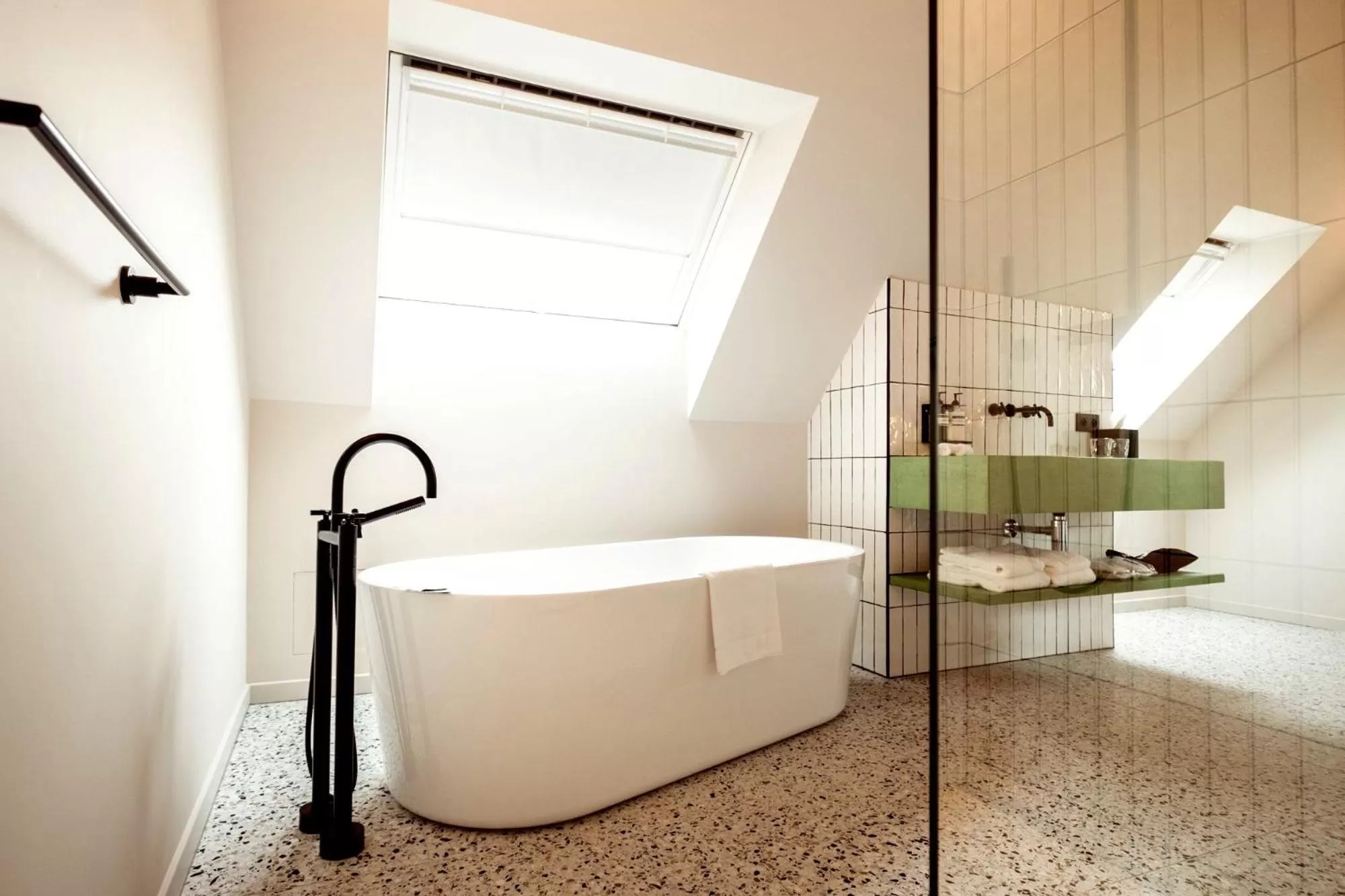 Lake view in U Eat & Sleep Antwerp