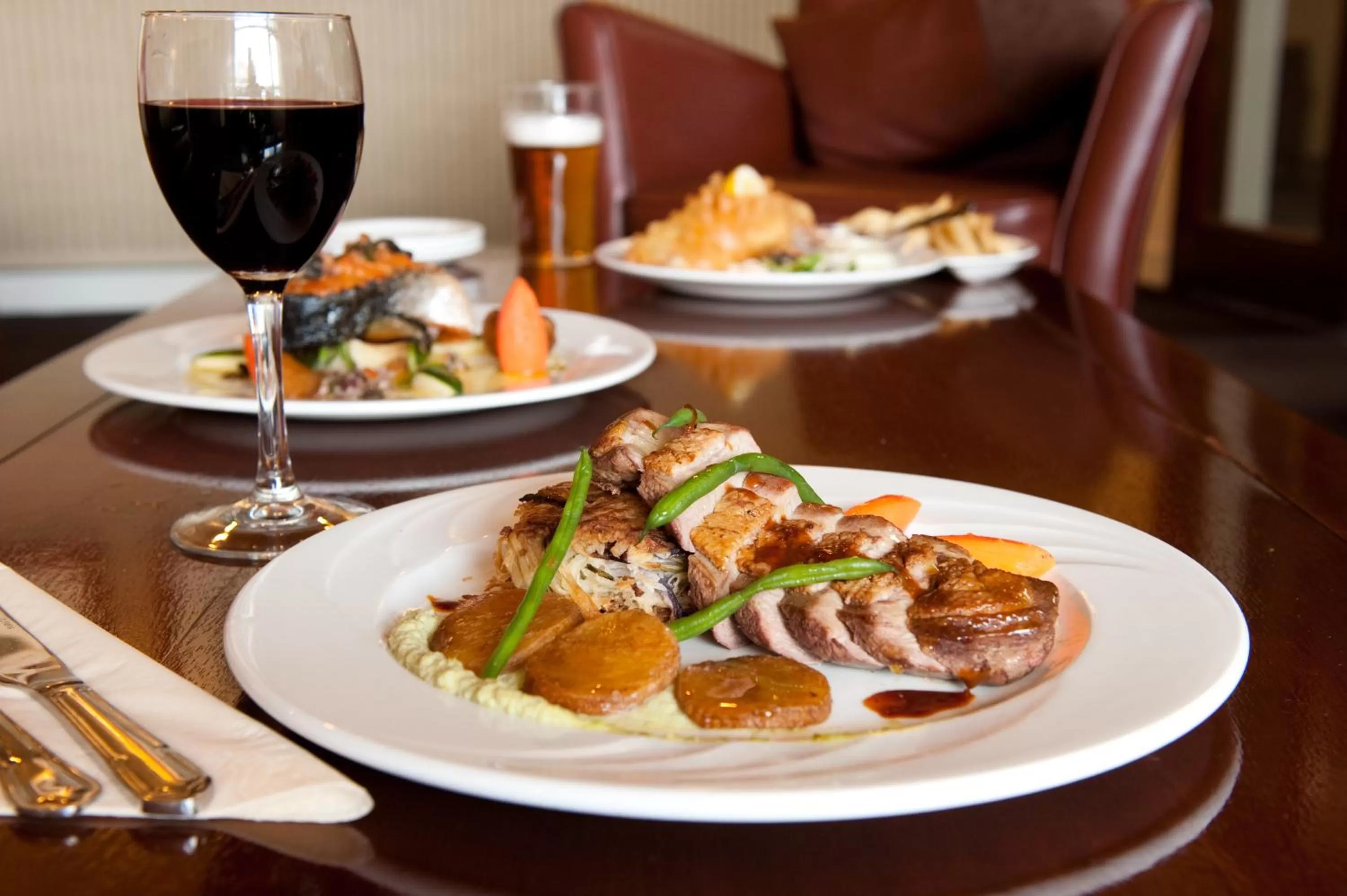 Food in Norseman Hotel