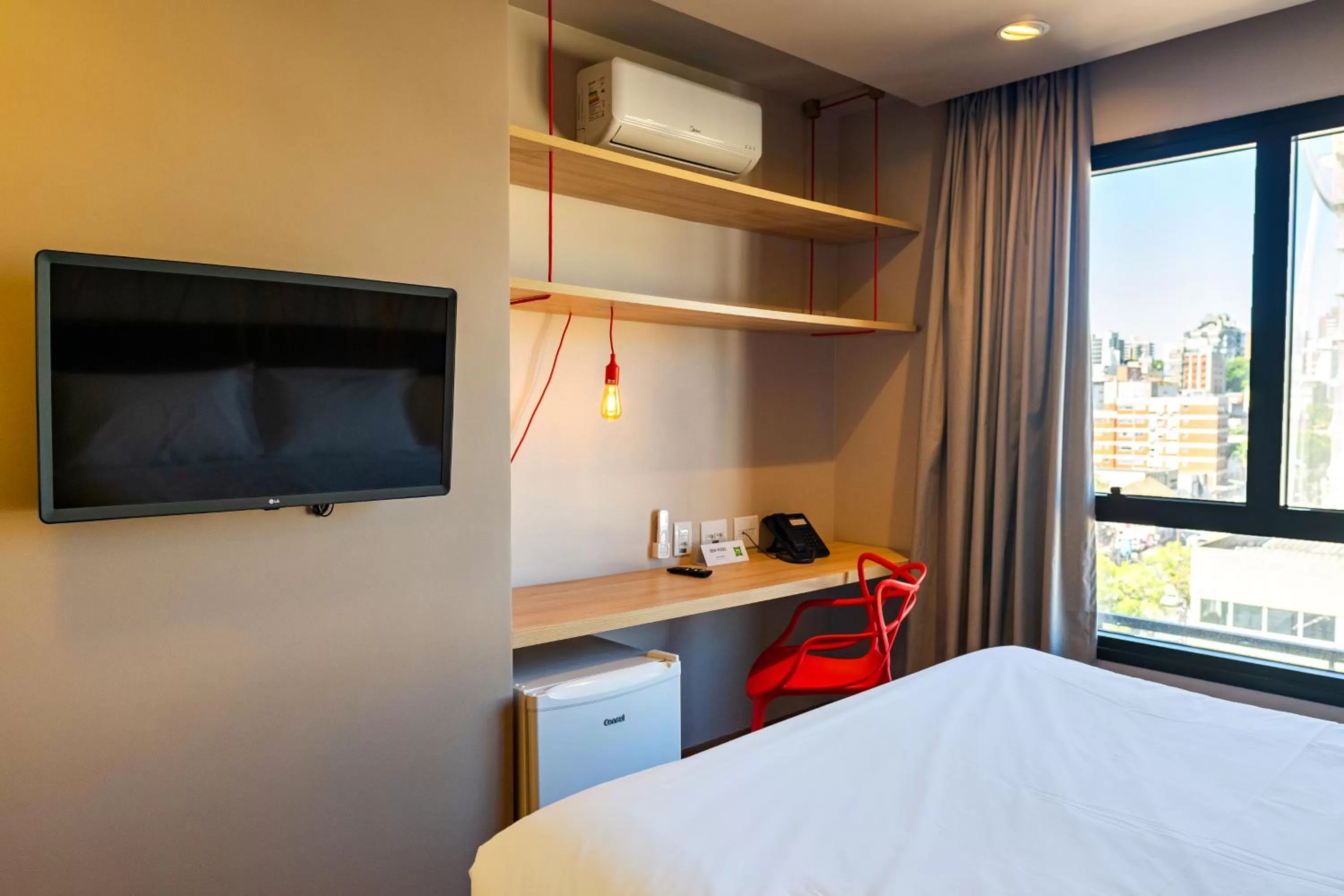 TV and multimedia, Bed in ibis Styles Porto Alegre Moinhos de Vento