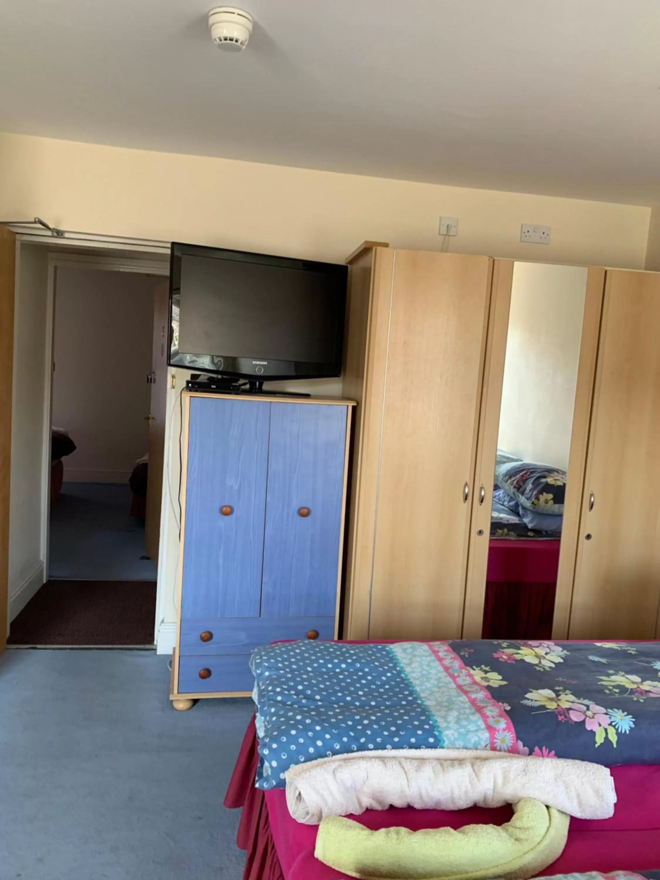 Bed in The Blue Moon