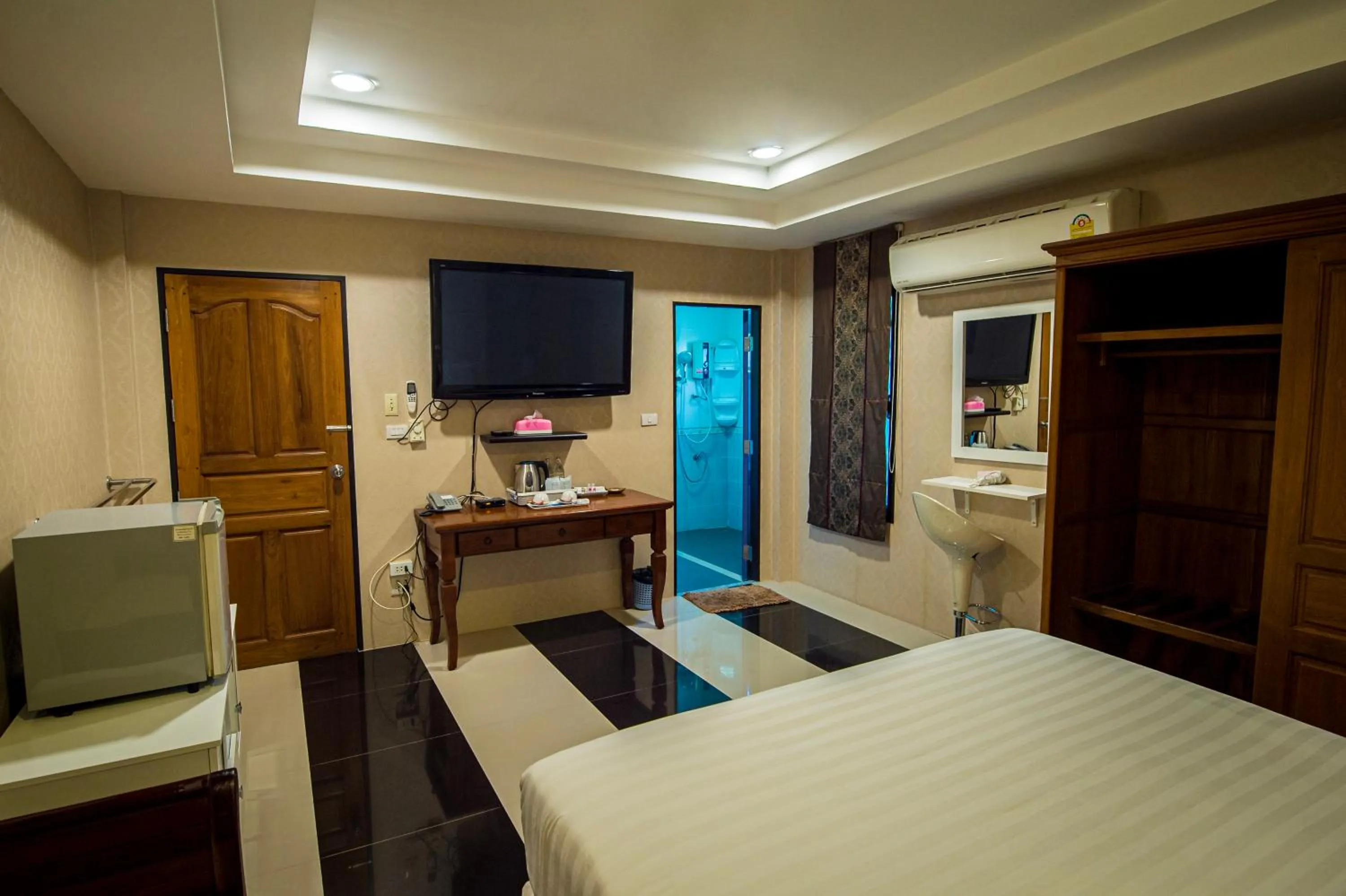 Photo of the whole room, Bed in Dreampark resort