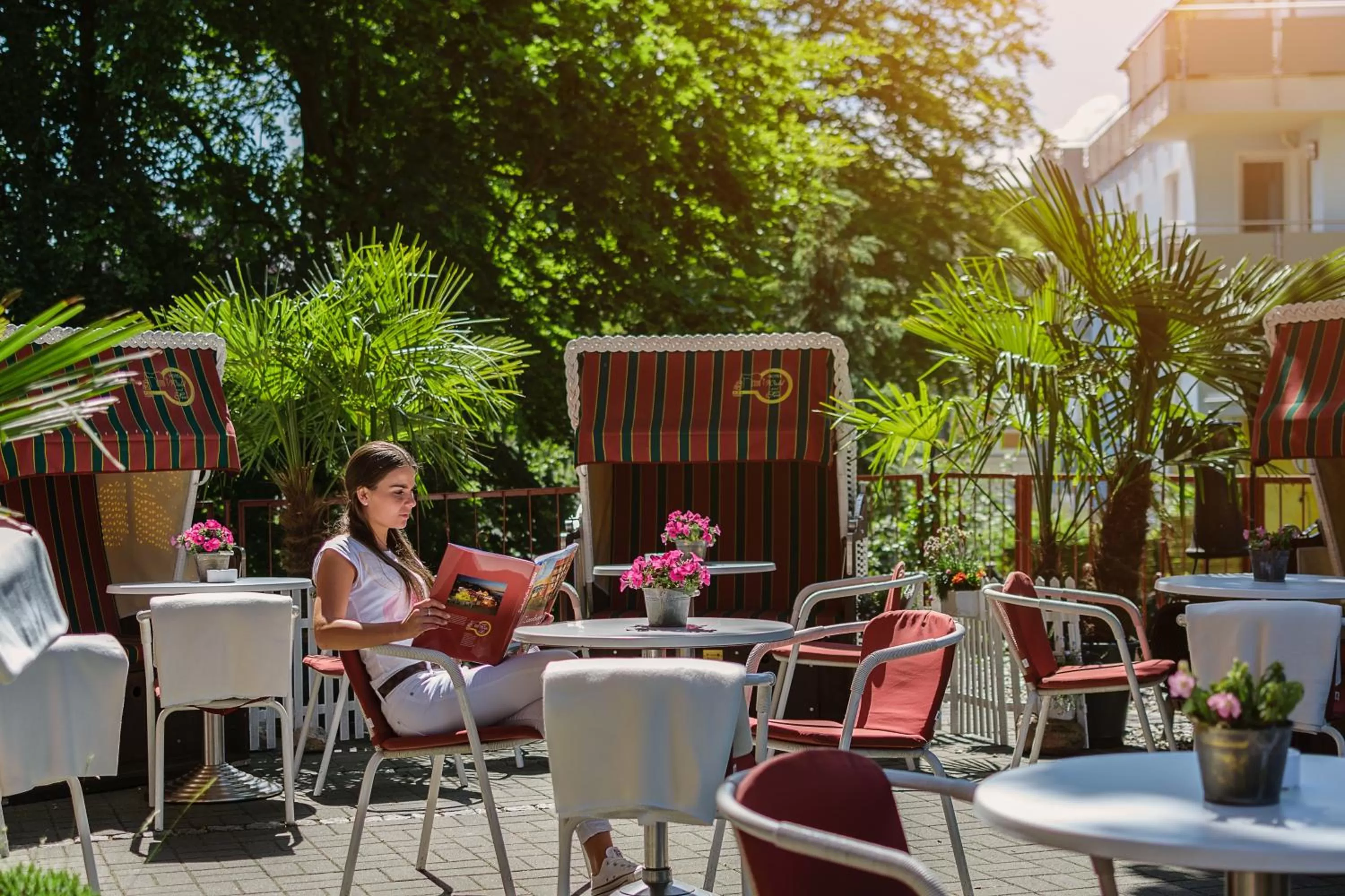 Restaurant/places to eat in Hotel Wald und See