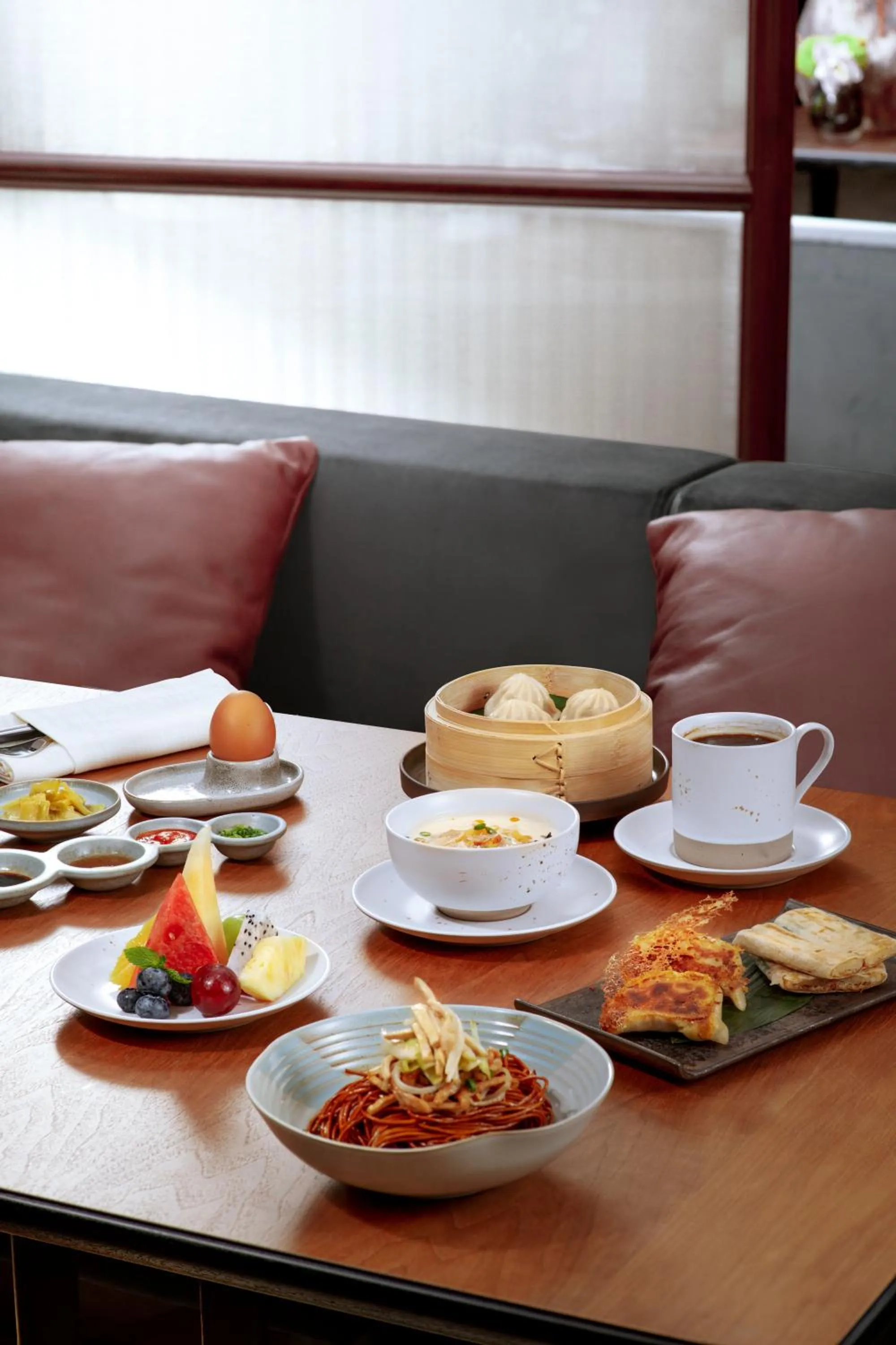 Breakfast in Hotel Indigo Hangzhou Uptown,Close to Westlake , boutique design hotel with freeflow minibar