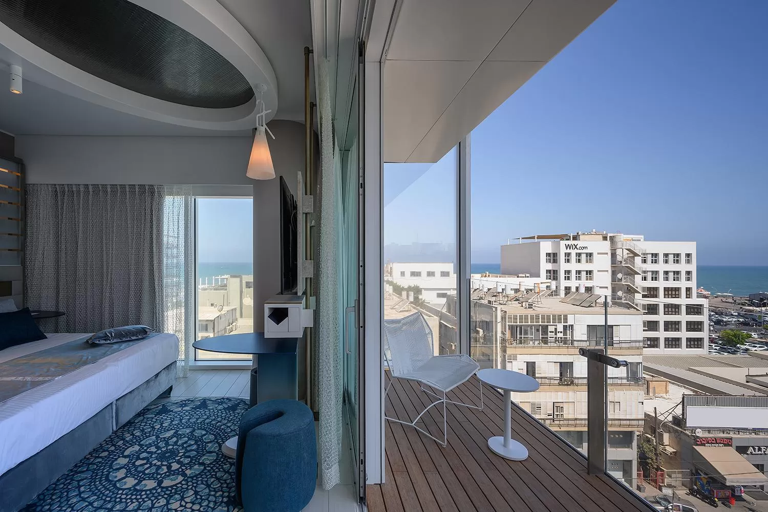 Balcony/Terrace, Bed in Port Tower by Isrotel Design