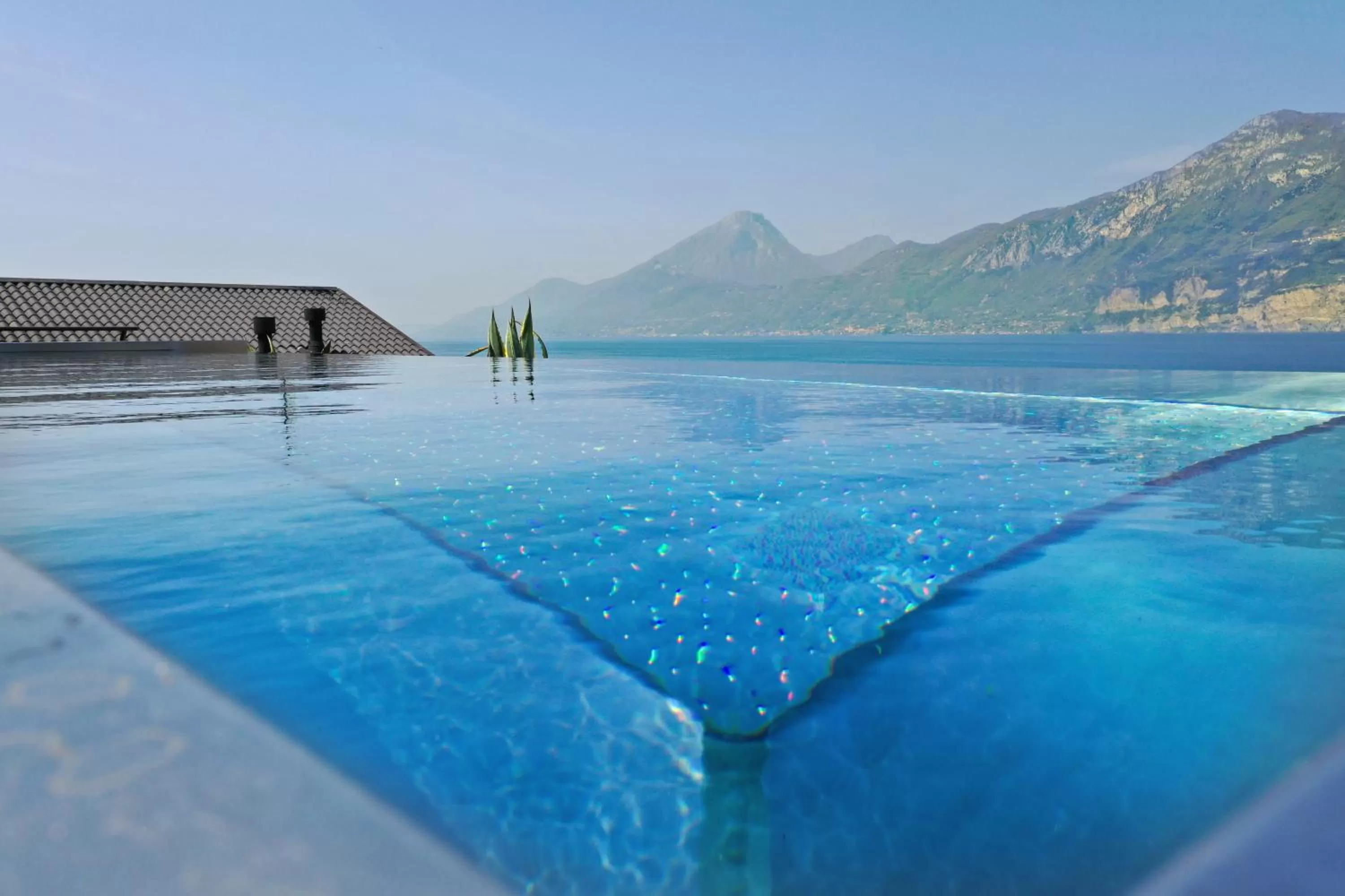 Swimming pool in Sunset Residence