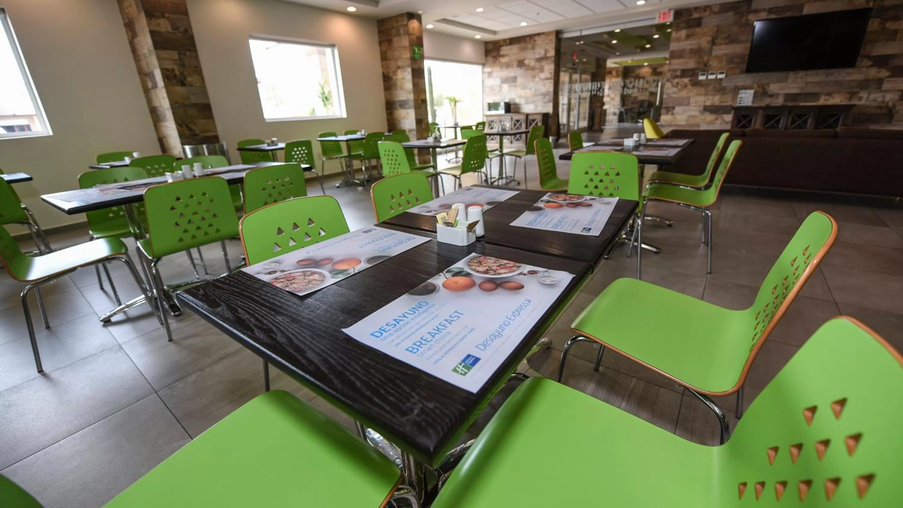 Breakfast in Holiday Inn Express and Suites Celaya by IHG