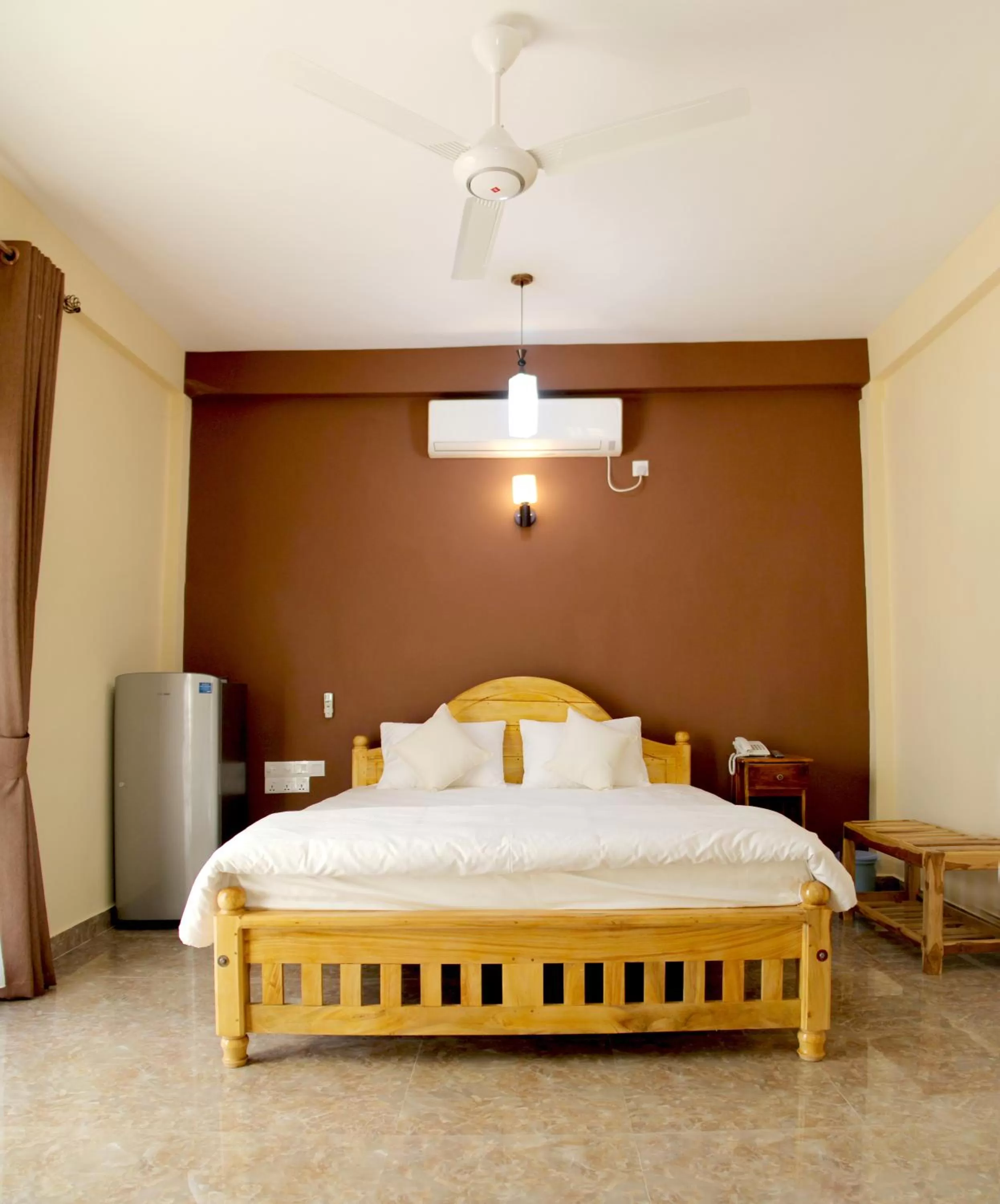 Photo of the whole room, Bed in Bluewater Beach Resort