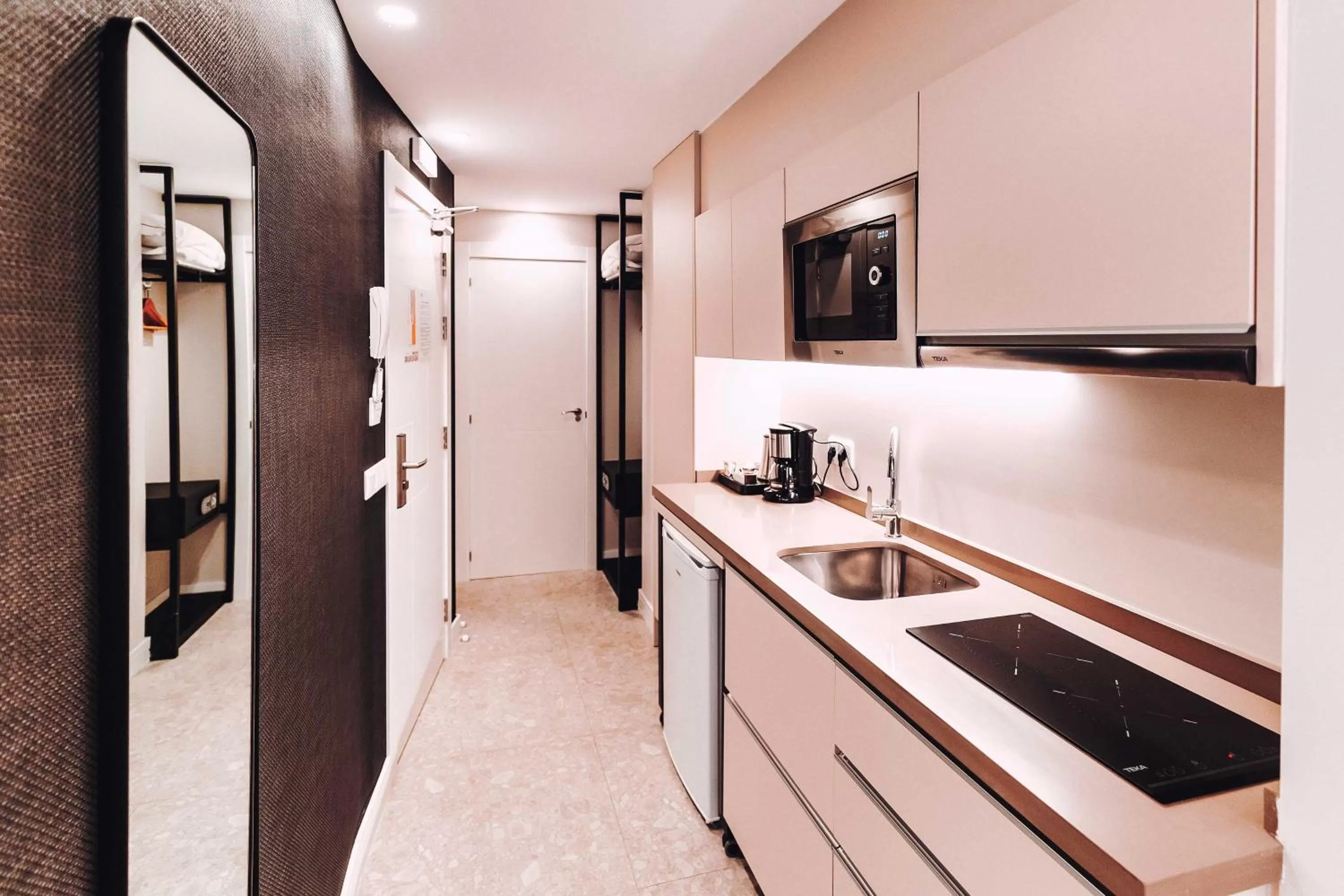 Photo of the whole room in GBH Hotel-Apartamentos Posidonia