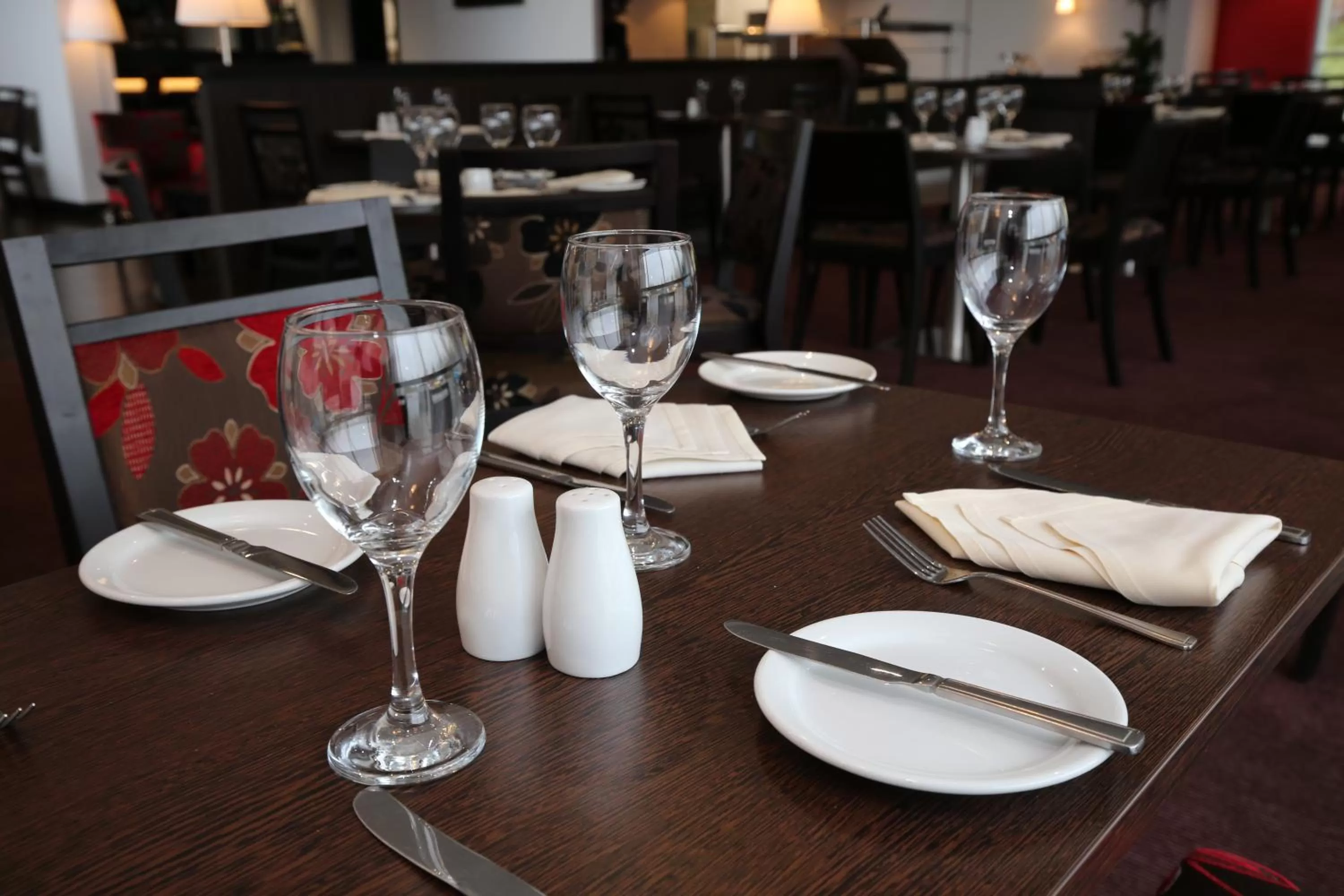 Restaurant/places to eat in Ramada Wakefield