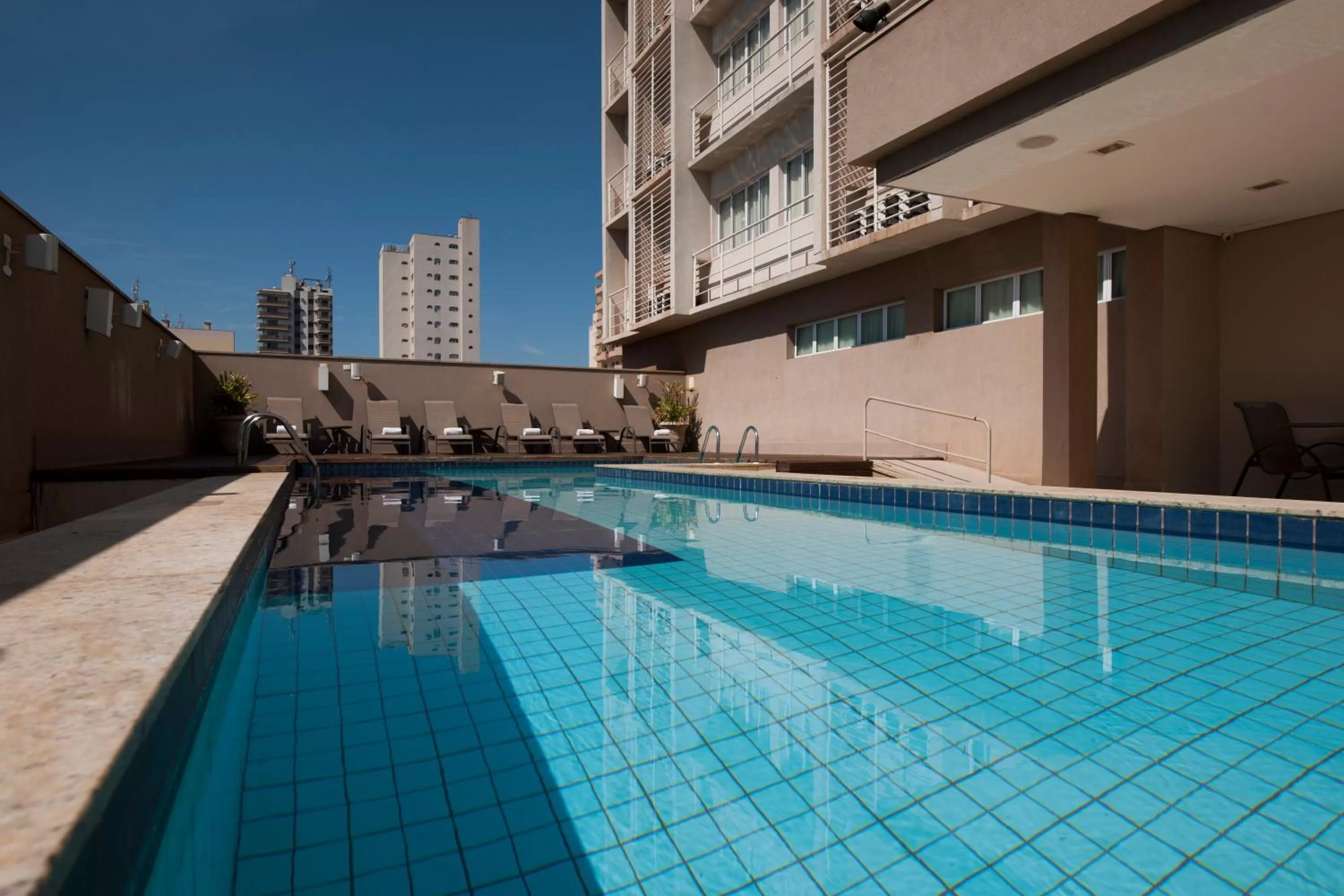 Property building in Comfort Hotel Sertãozinho