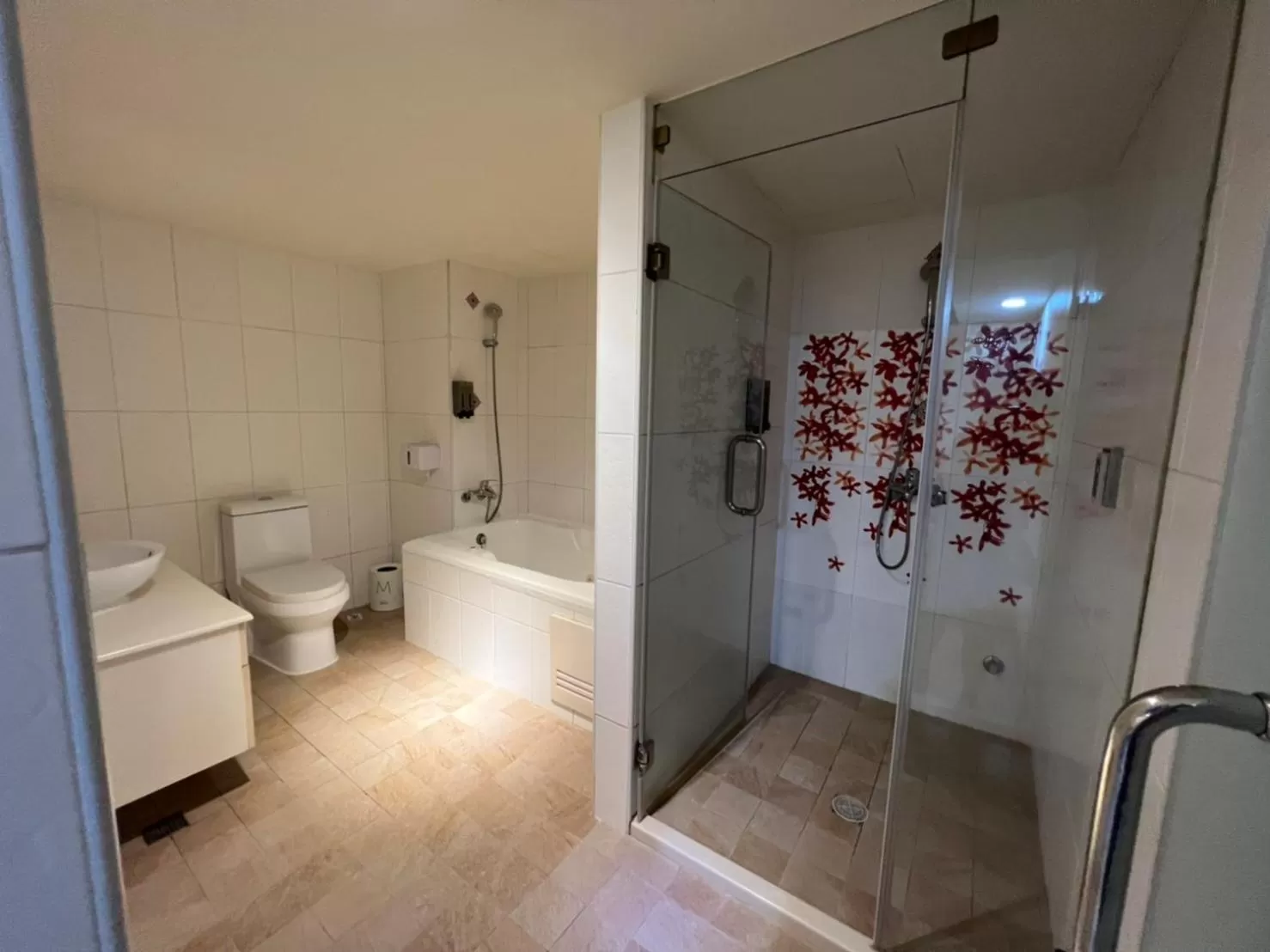 Bathroom in Joy Garden Hotel